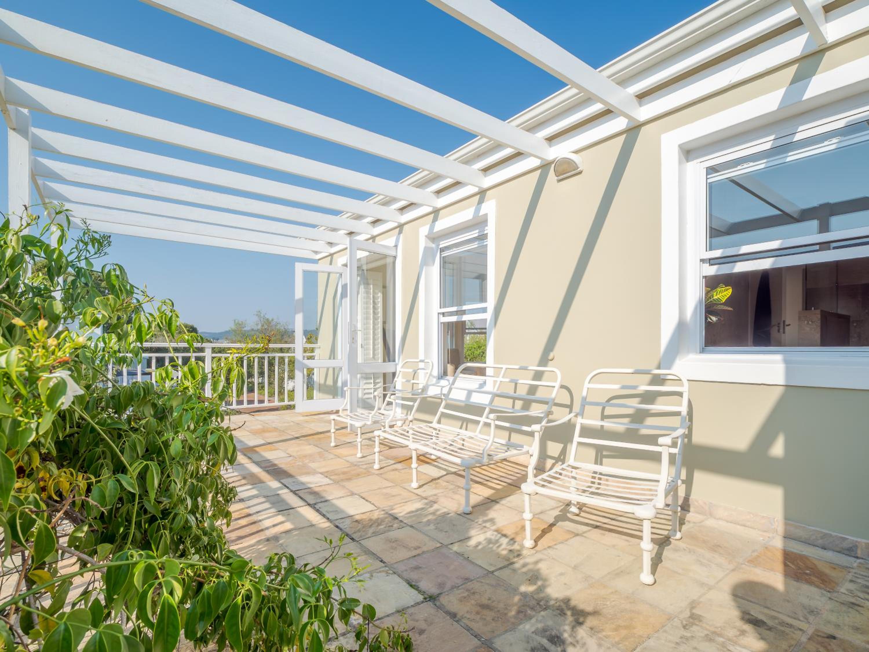 Thesen Island Retreat