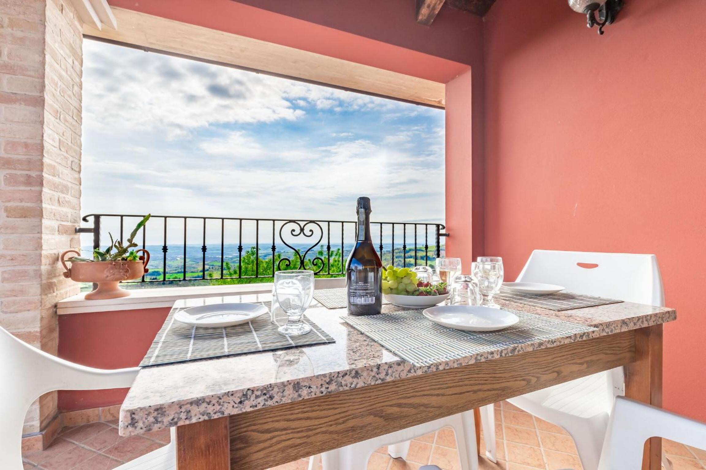 Italian Experience-Alloro Holiday Apartment view 2