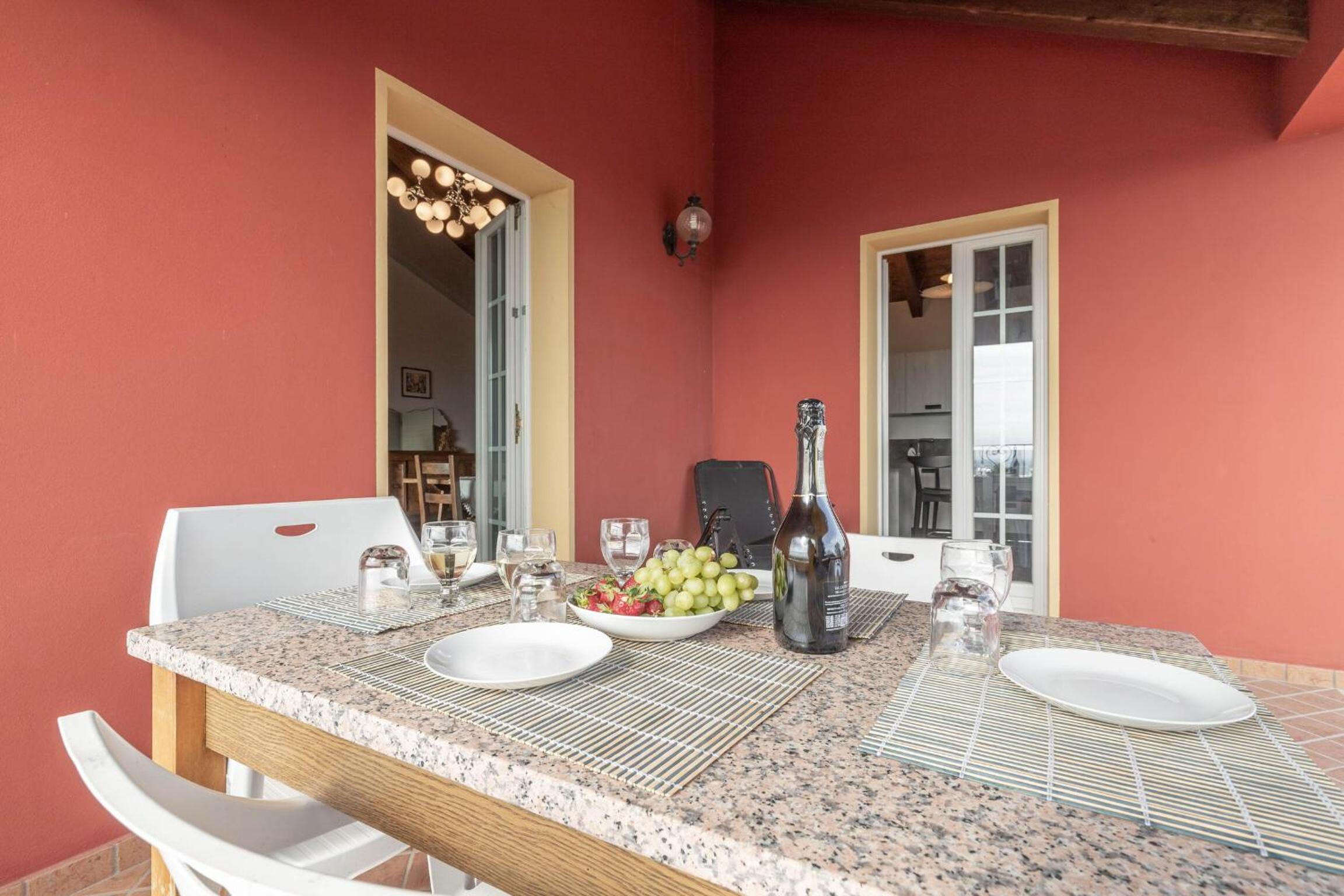 Italian Experience-Alloro Holiday Apartment view 5