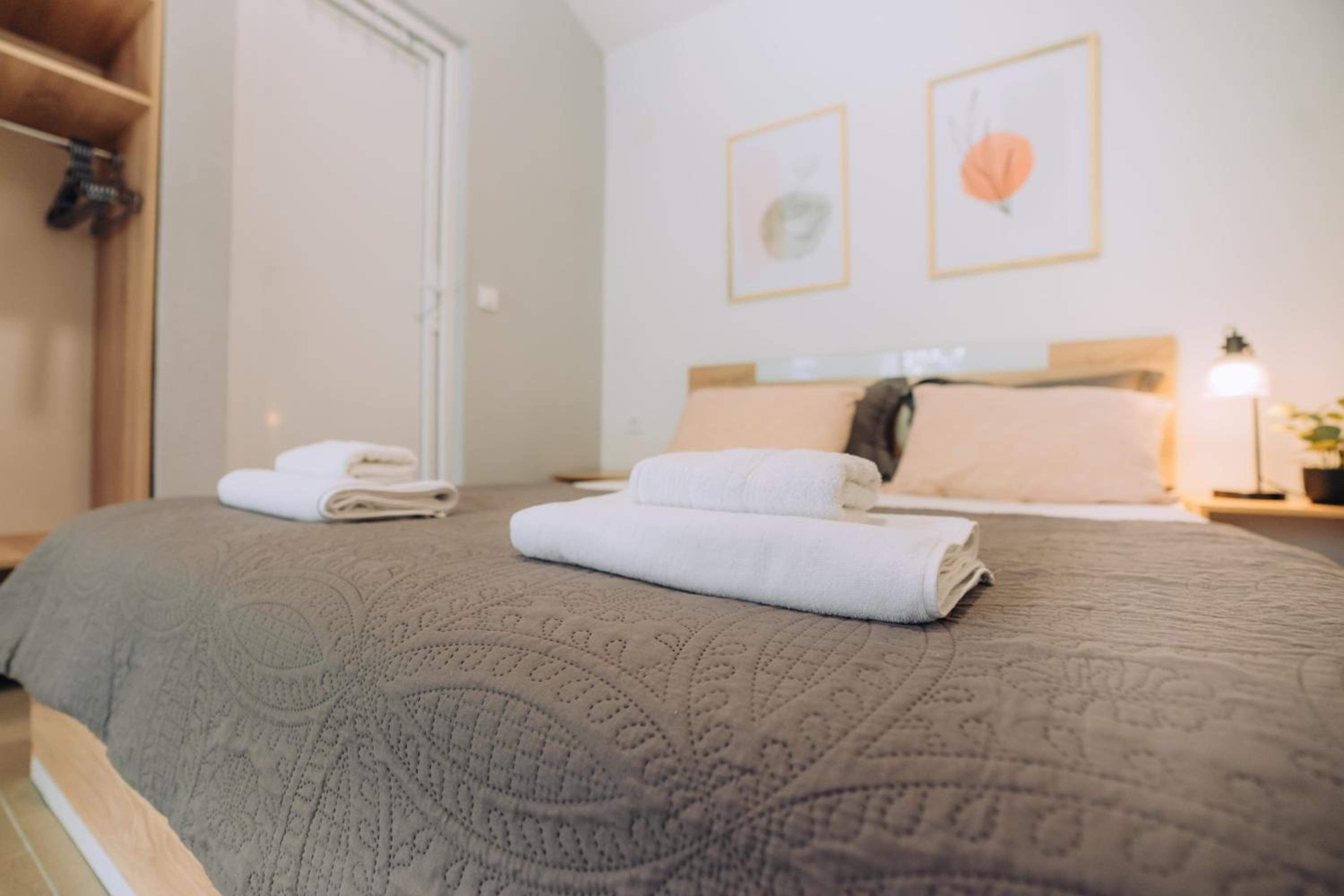 Damjan Apartments