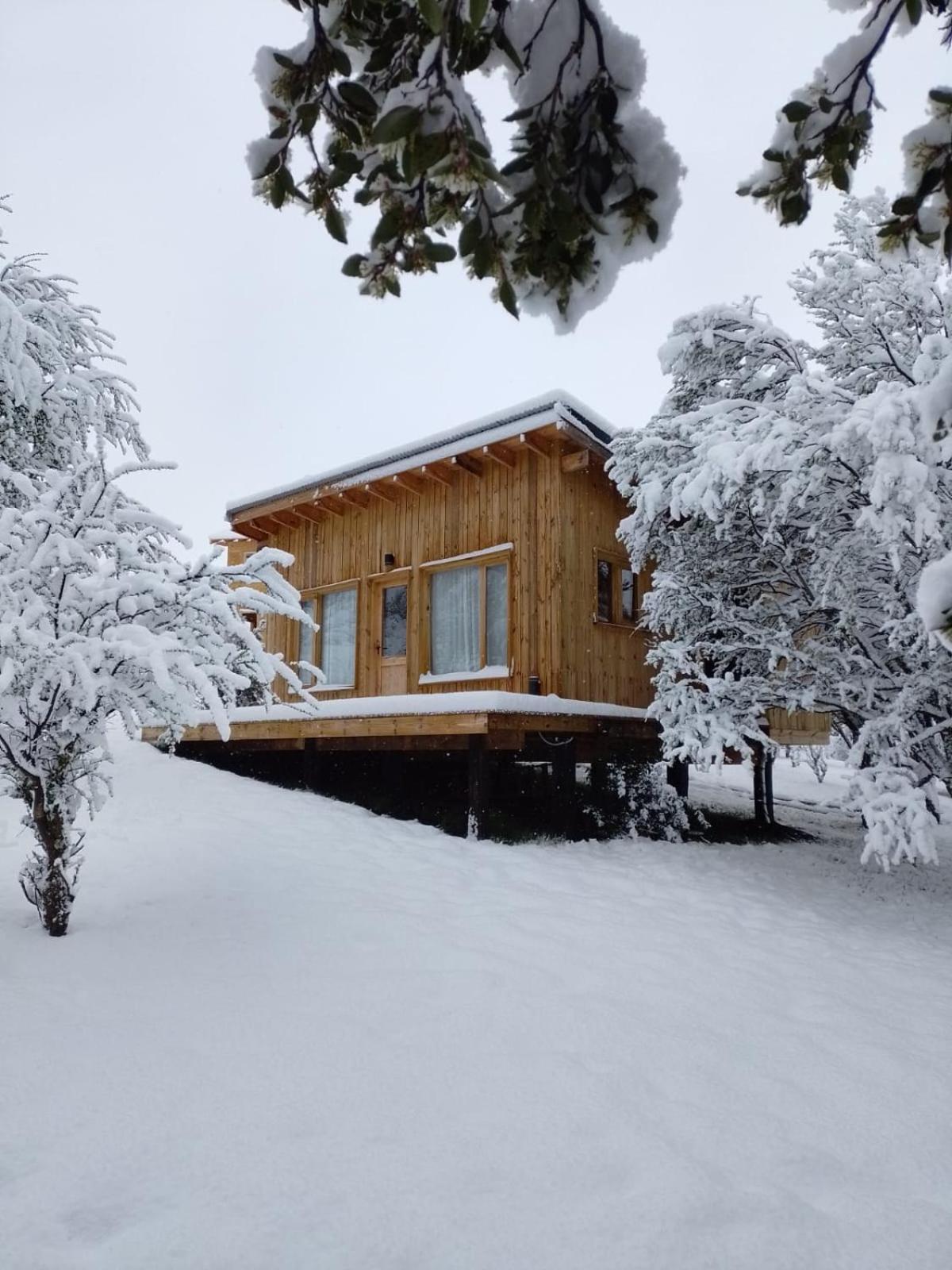 Mini Casa en la montaña con vista a la CASCADA- Andes Alquileres