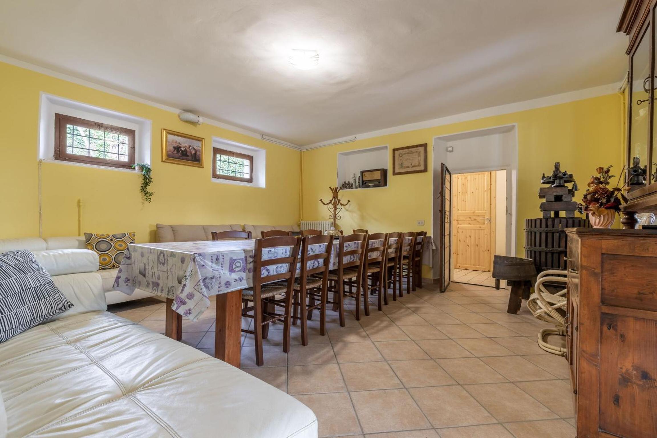 Italian Experience- Villa La Pagliarina view 3