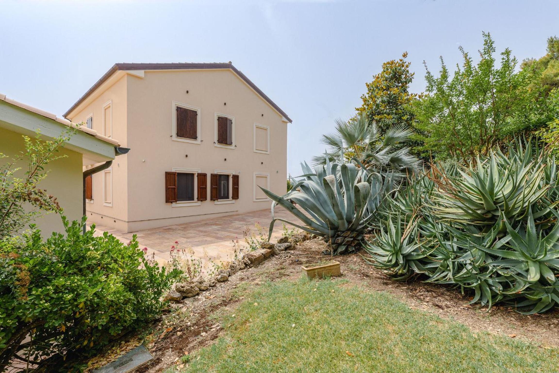 Italian Experience- Cyca Holiday Home view 4