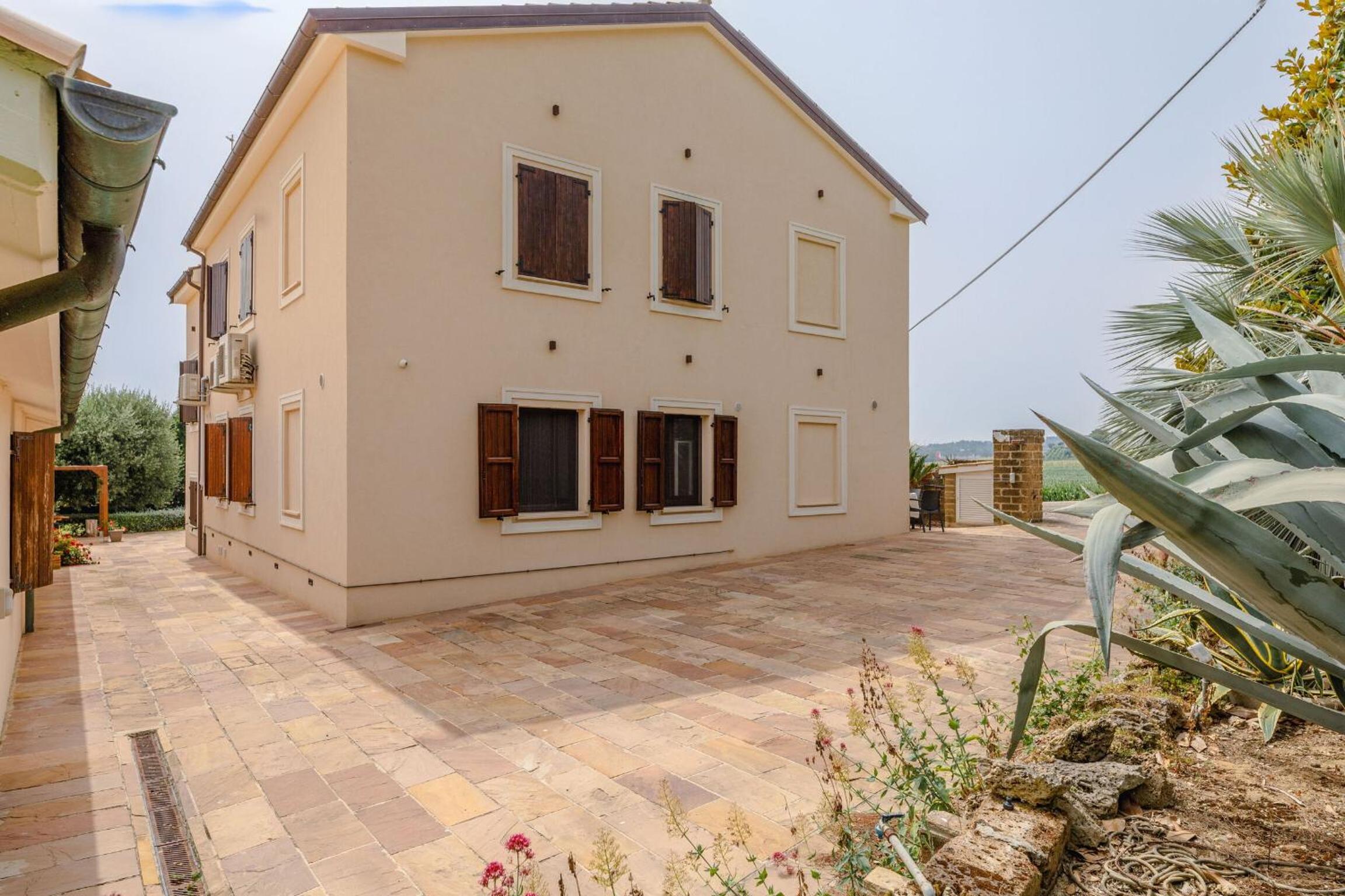 Italian Experience- Cyca Holiday Home view 5