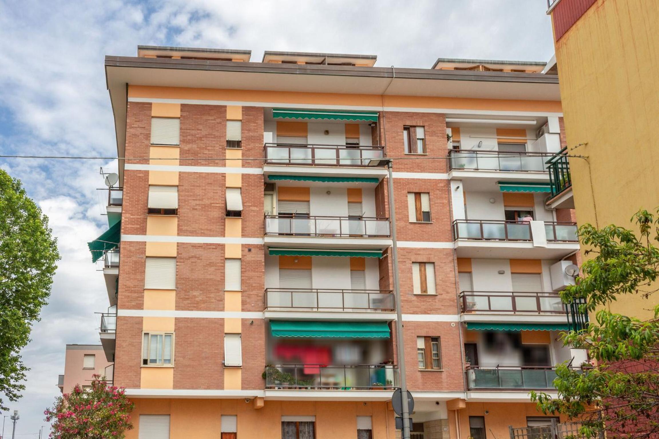 Italian Experience- Conero BluLoft view 2