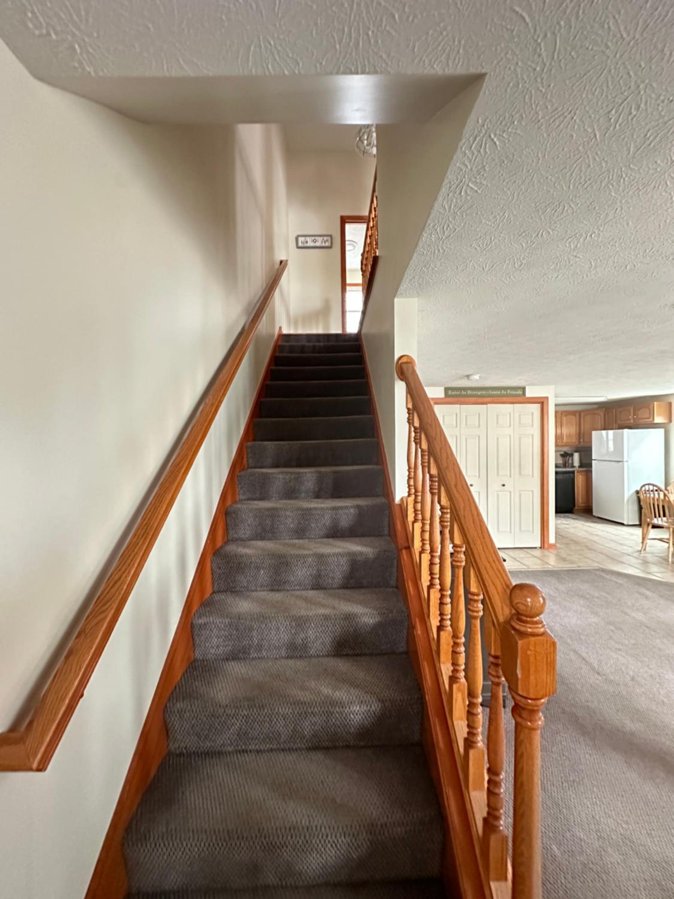Abellona Inn & Suites