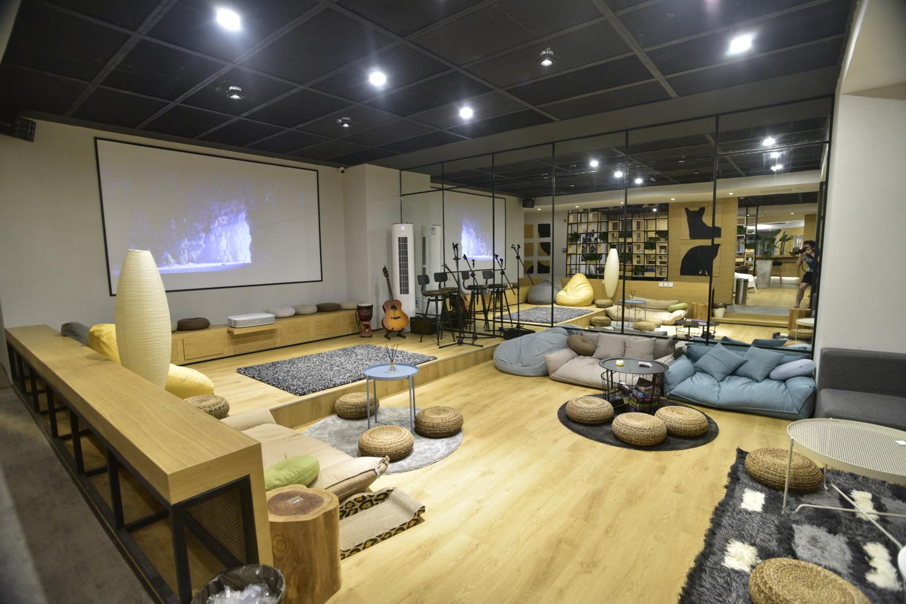 Smiley's Long Time No See Hostel