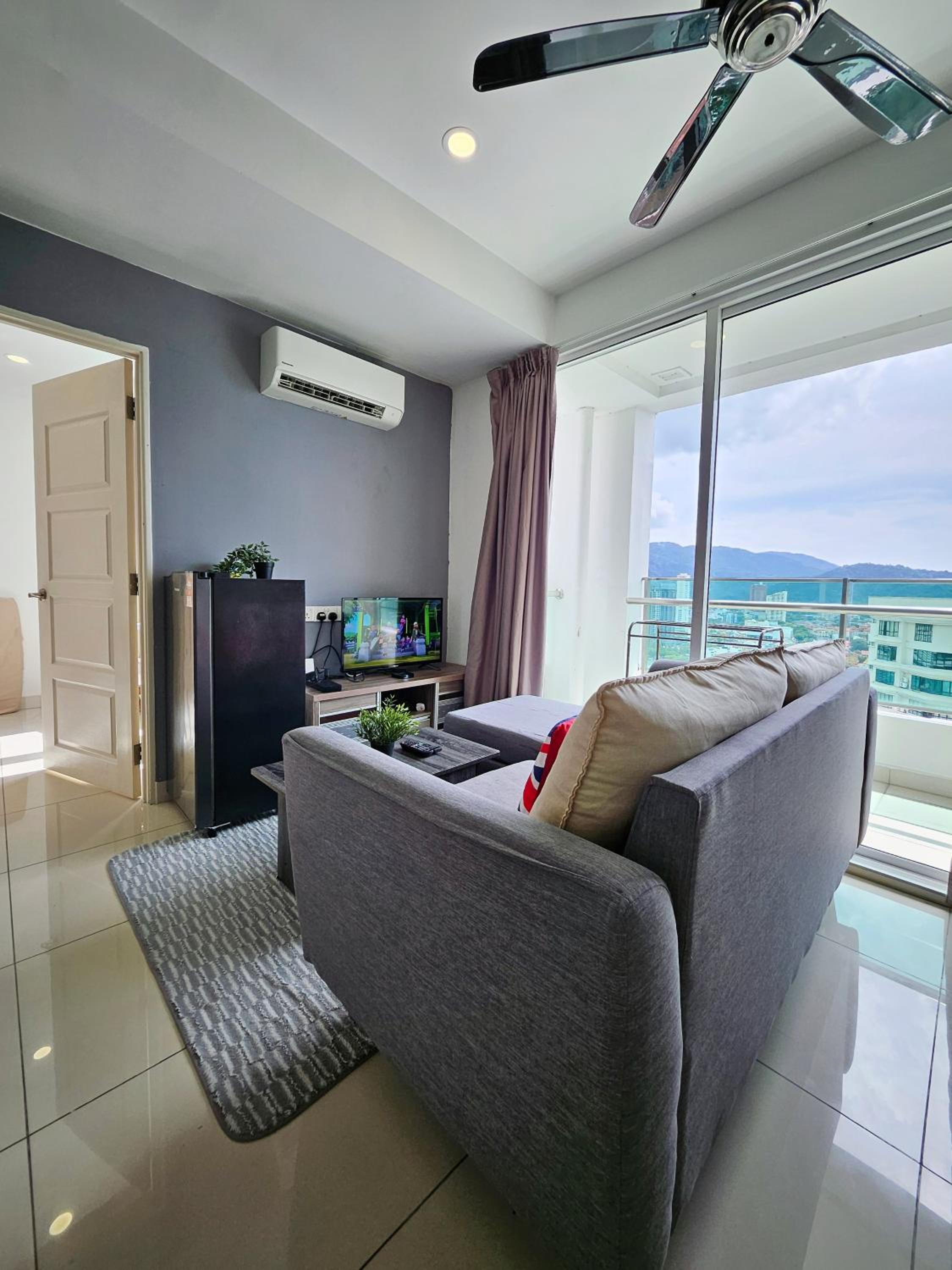 Mansion One by Sky Hive photo 8