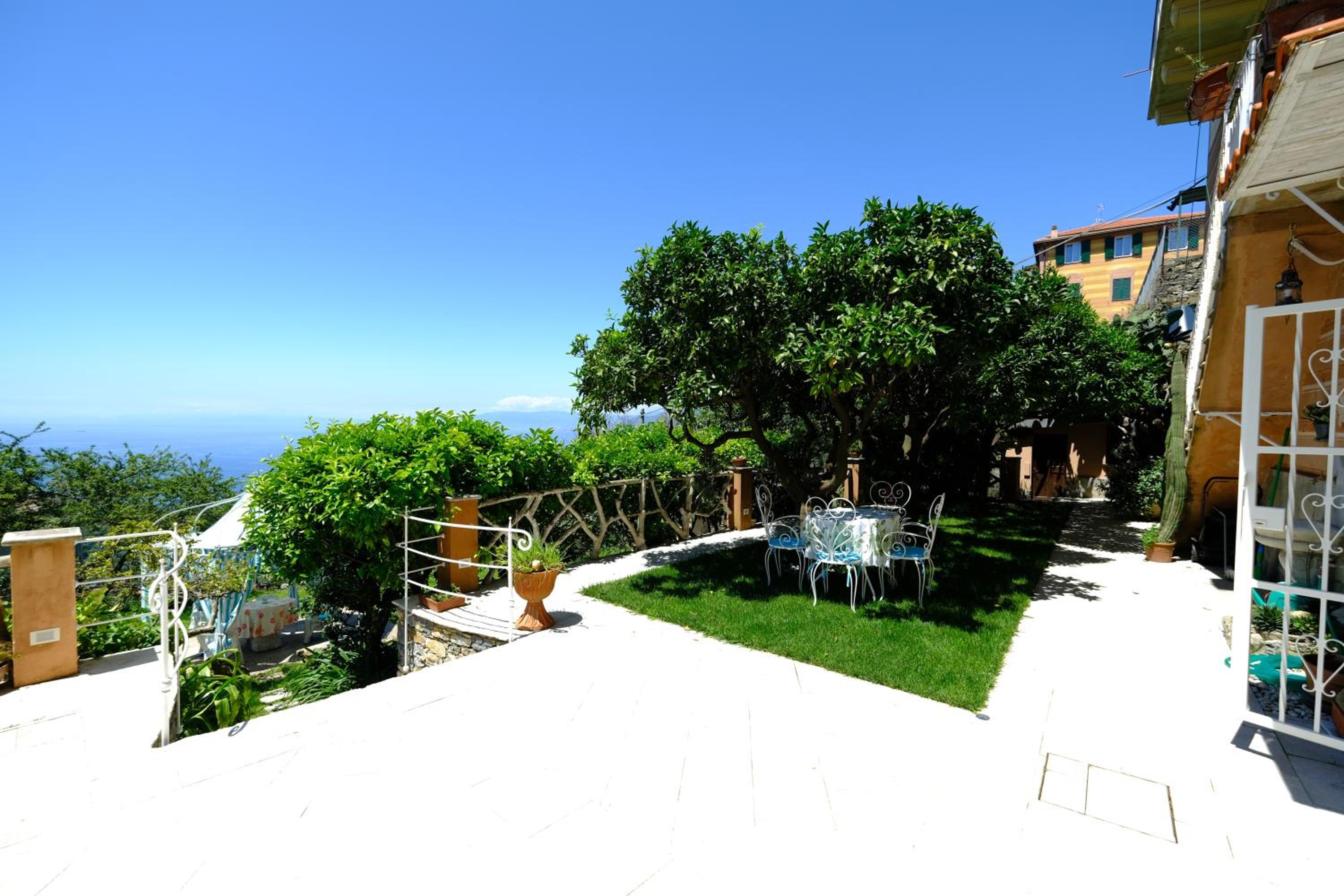 La casa di sotto by PortofinoVacanze view 5