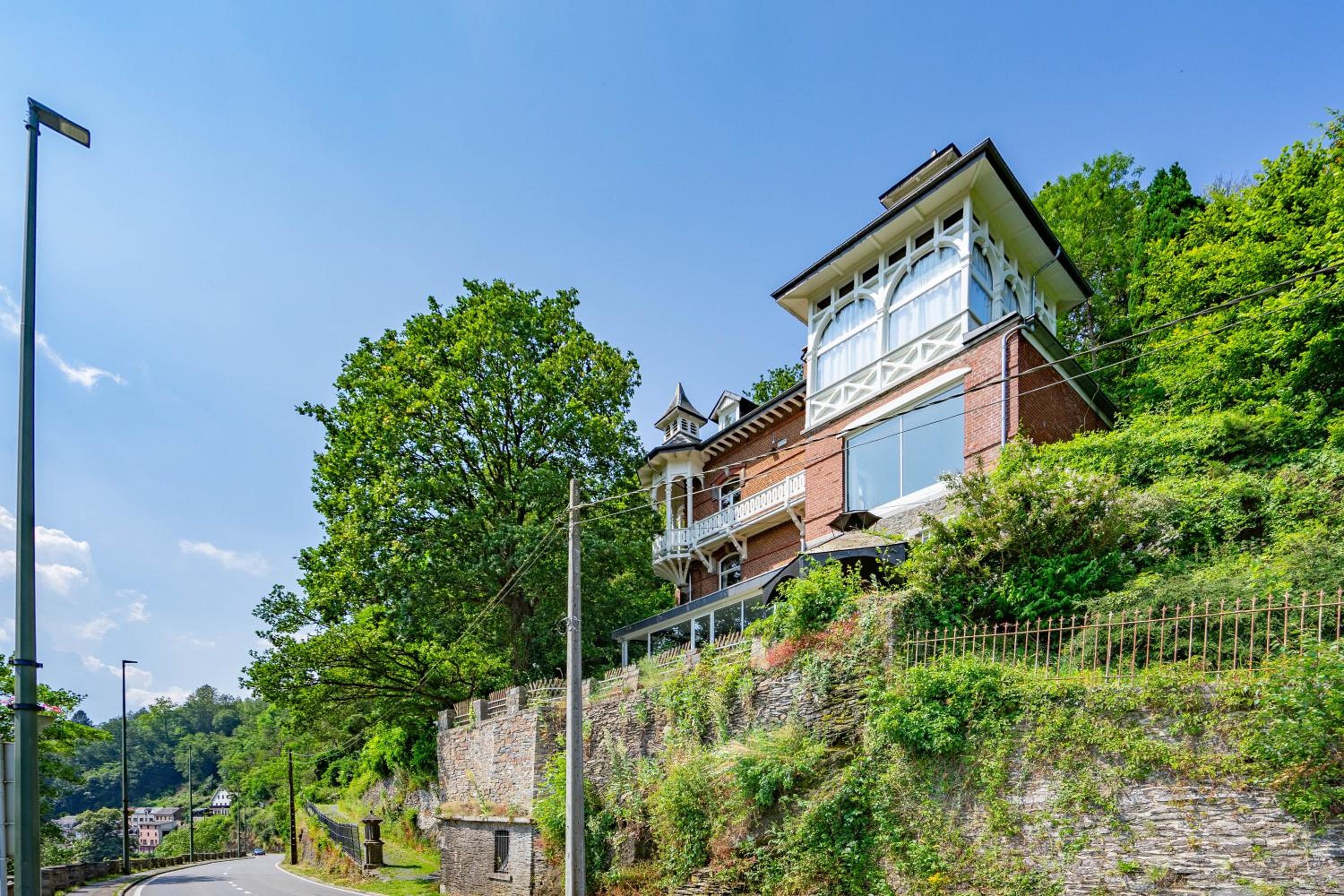 Château Constance, 19 personnes