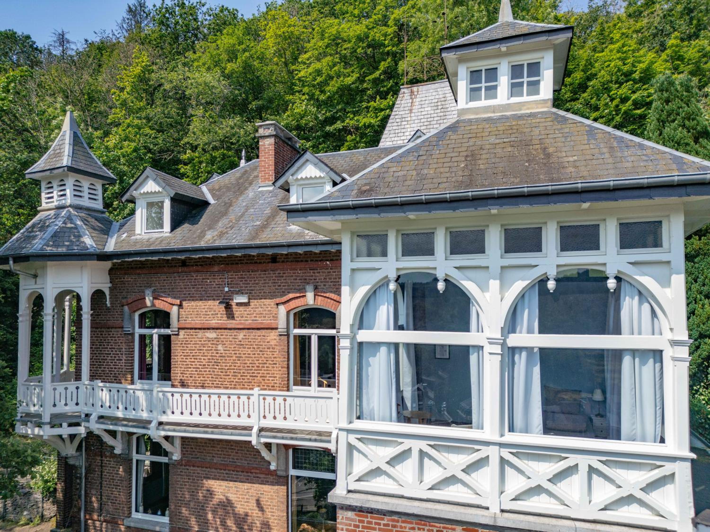 Château Constance, 19 personnes