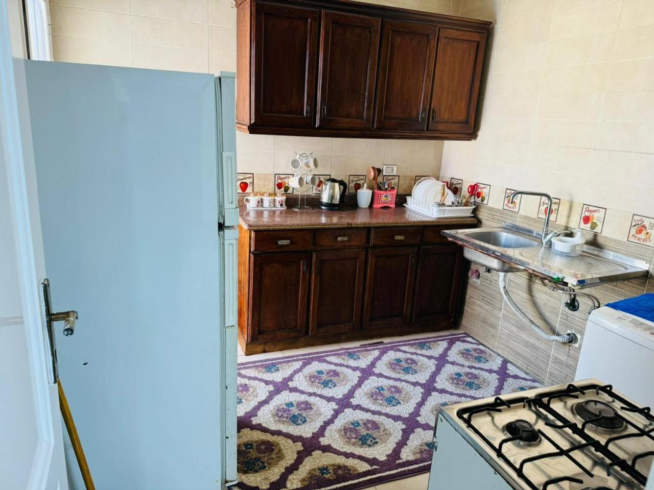 Alexandria Sea Breeze