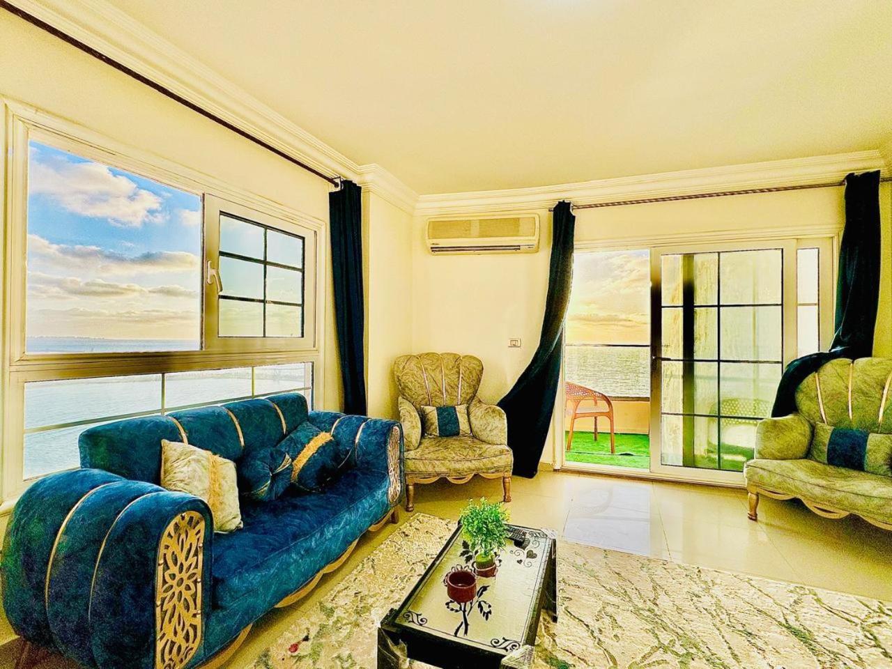 Alexandria Sea Breeze