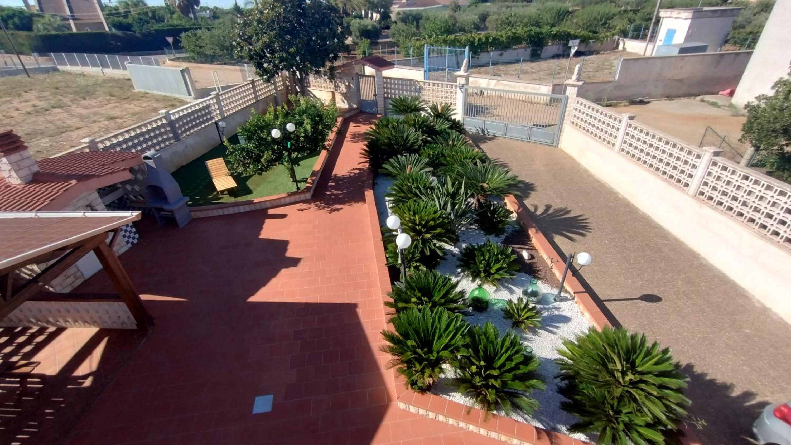 Photo 41