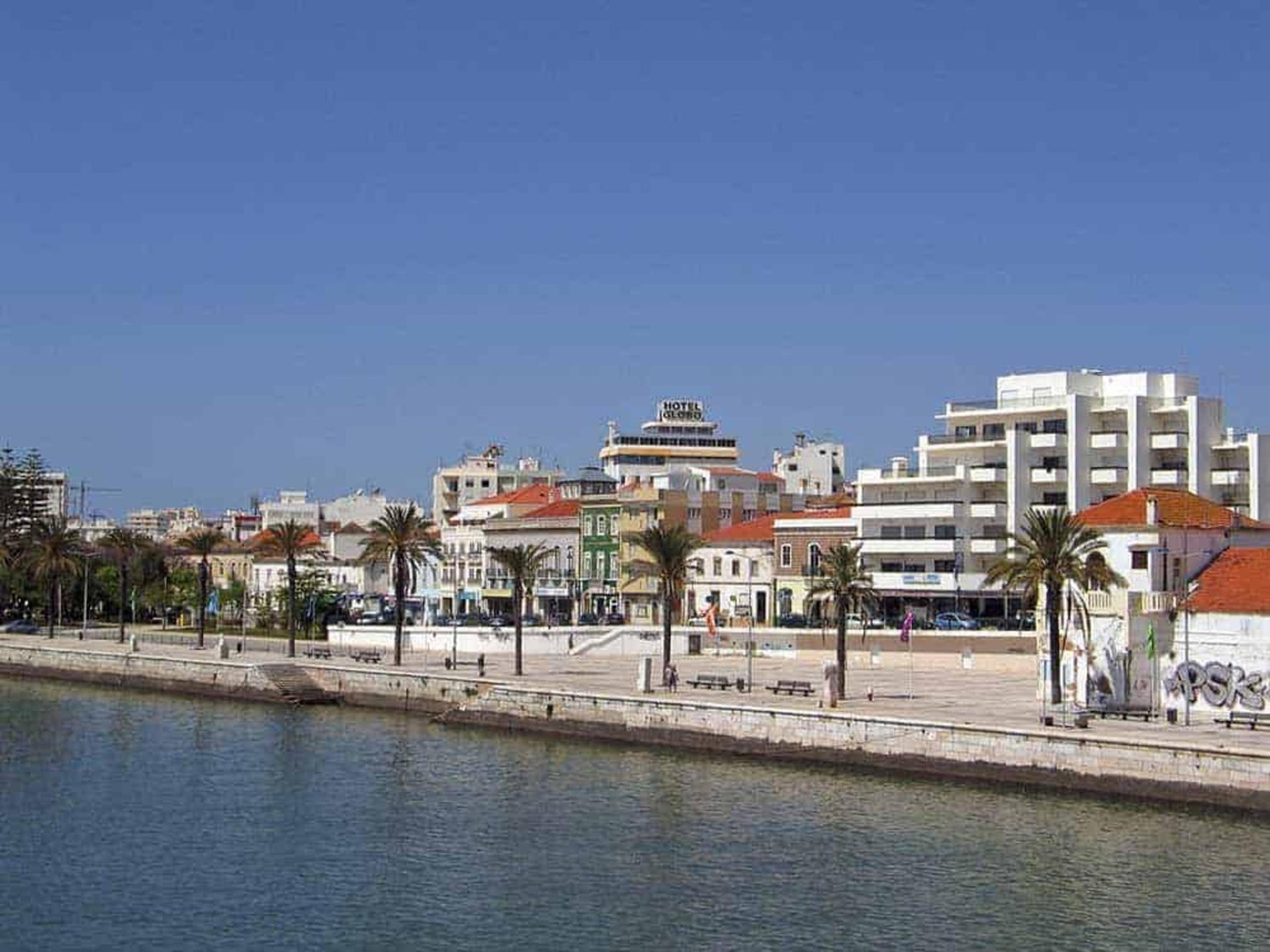 Welcoming 55 sqm Apartment in Portimão with Garden View view 5