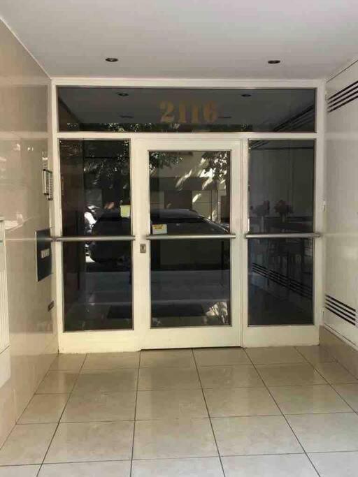 Espectacular Apartamento con cochera privada y terraza panoramica