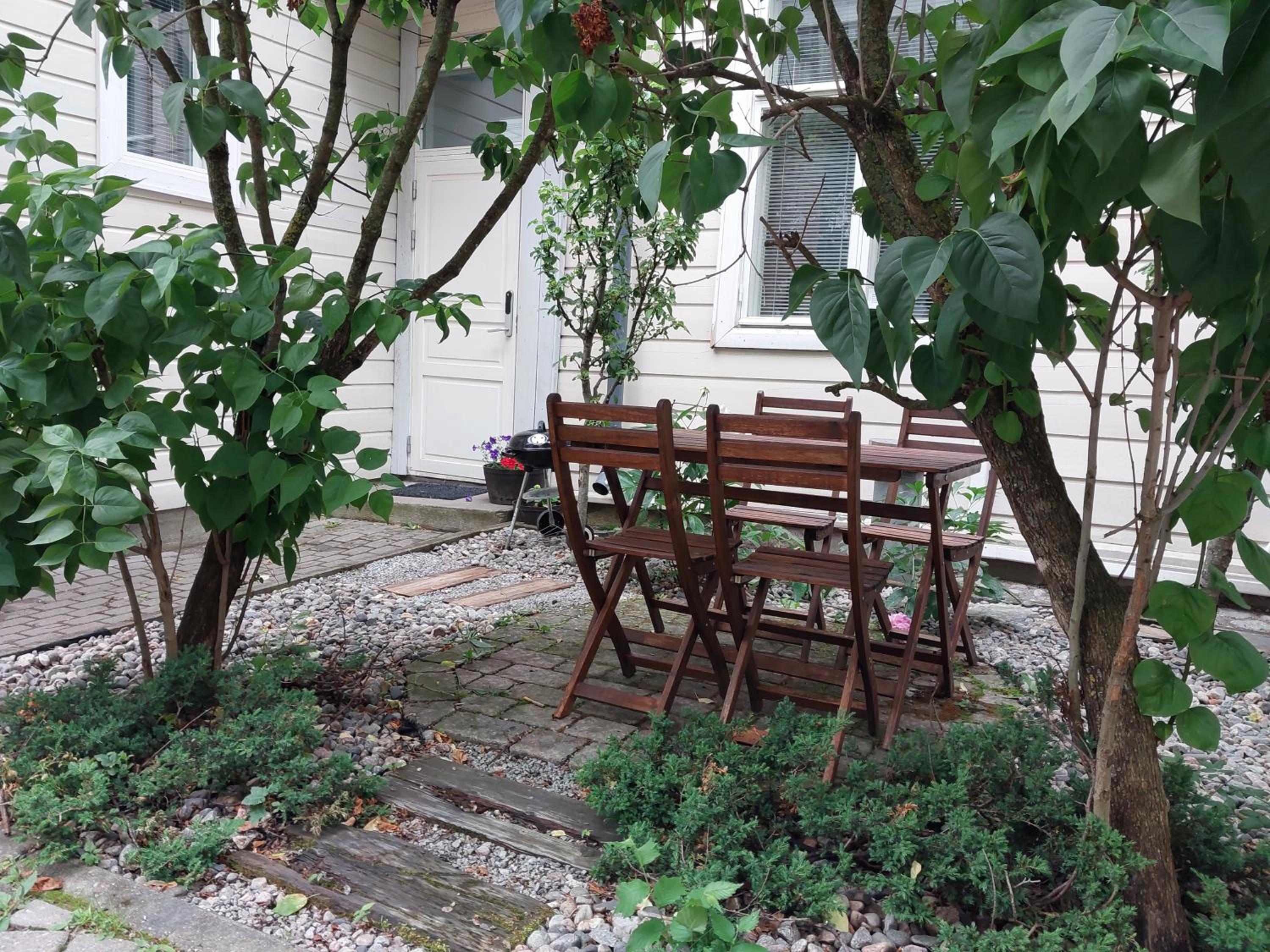 Photo 11