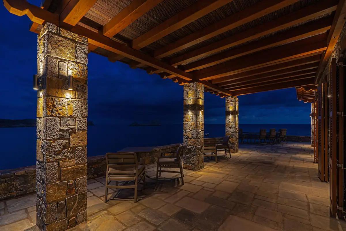 Villa Caves I