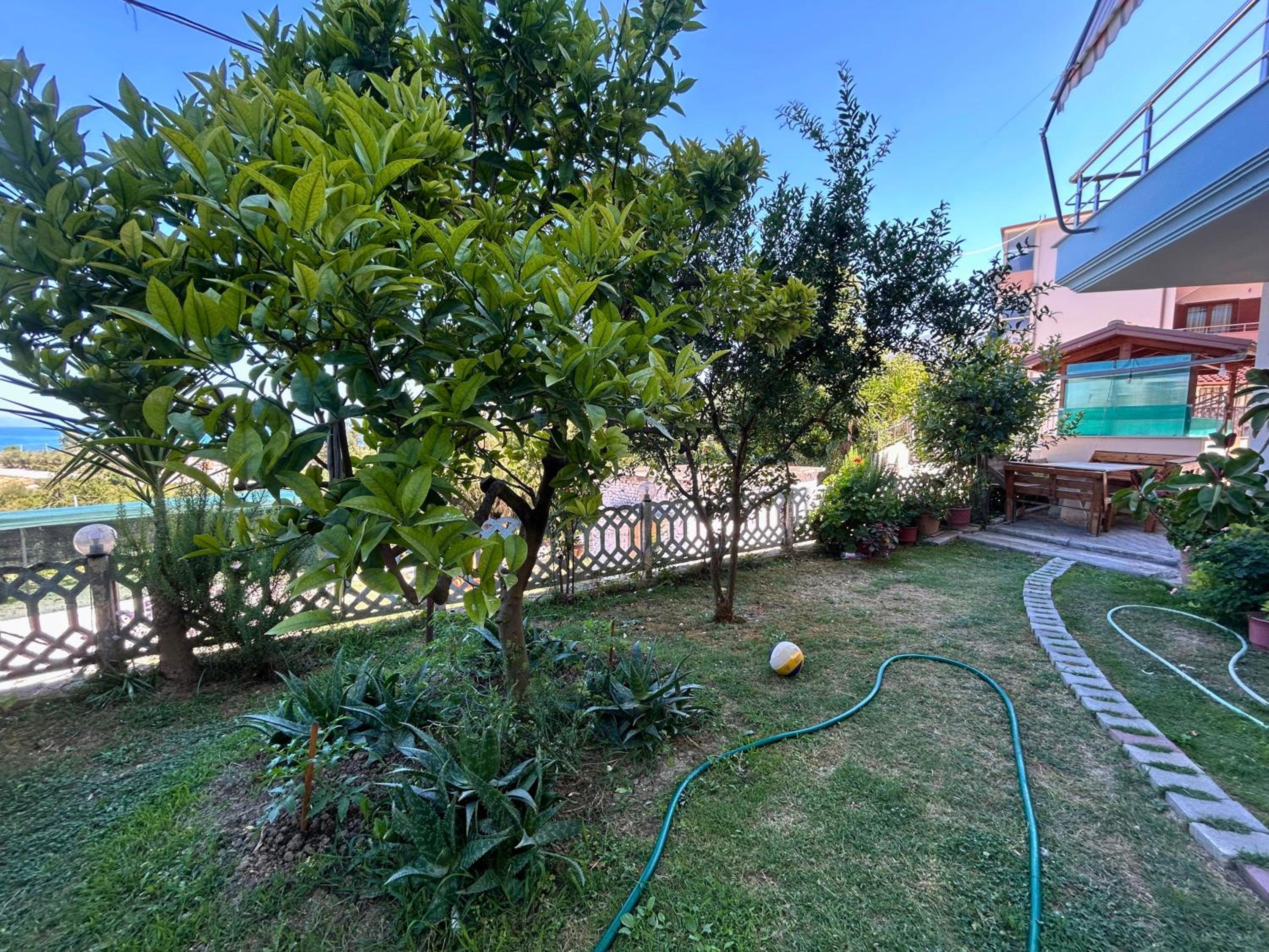 Onis Sea View Apartments
