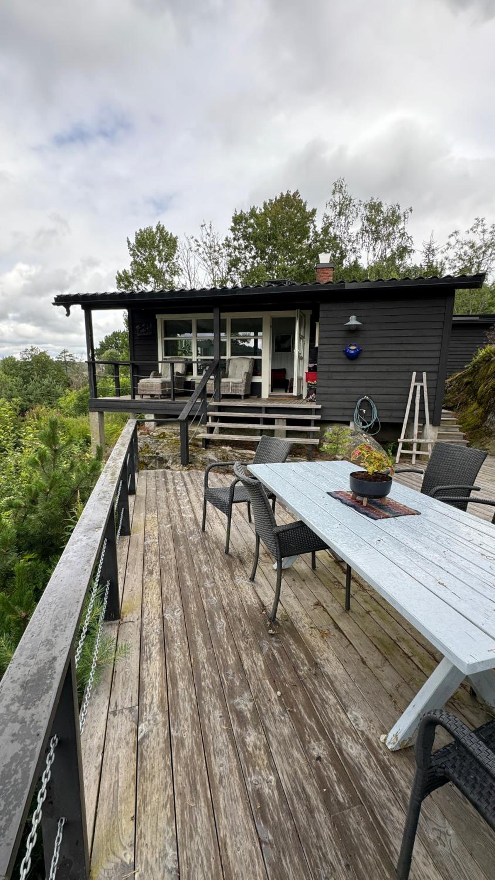 Kunstnerhytte med panoramautsikt på Furuholmen view 4