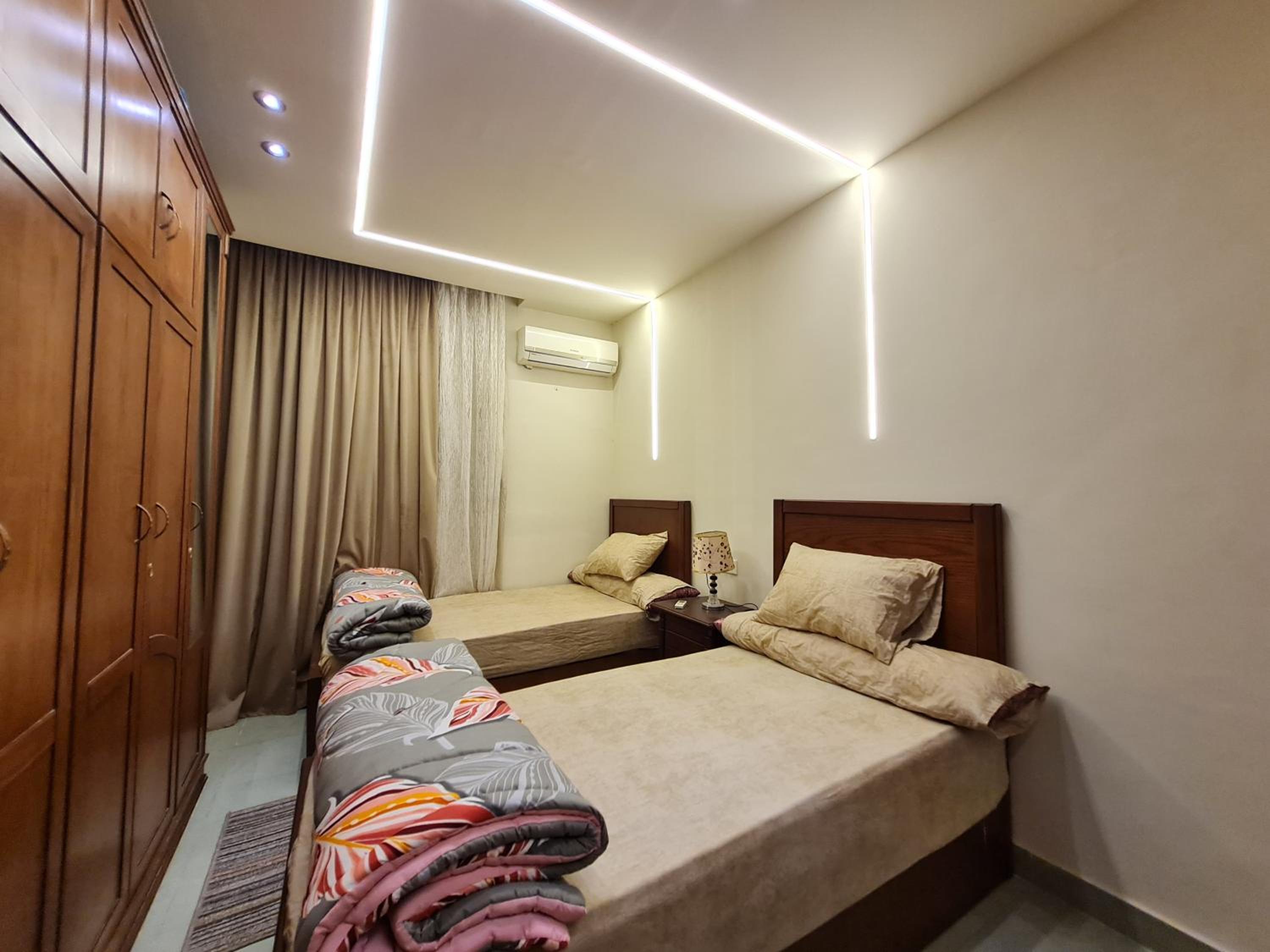 RD Served Apartment 3-Bedroom Dokki - Ideal Location Downtown Cairo