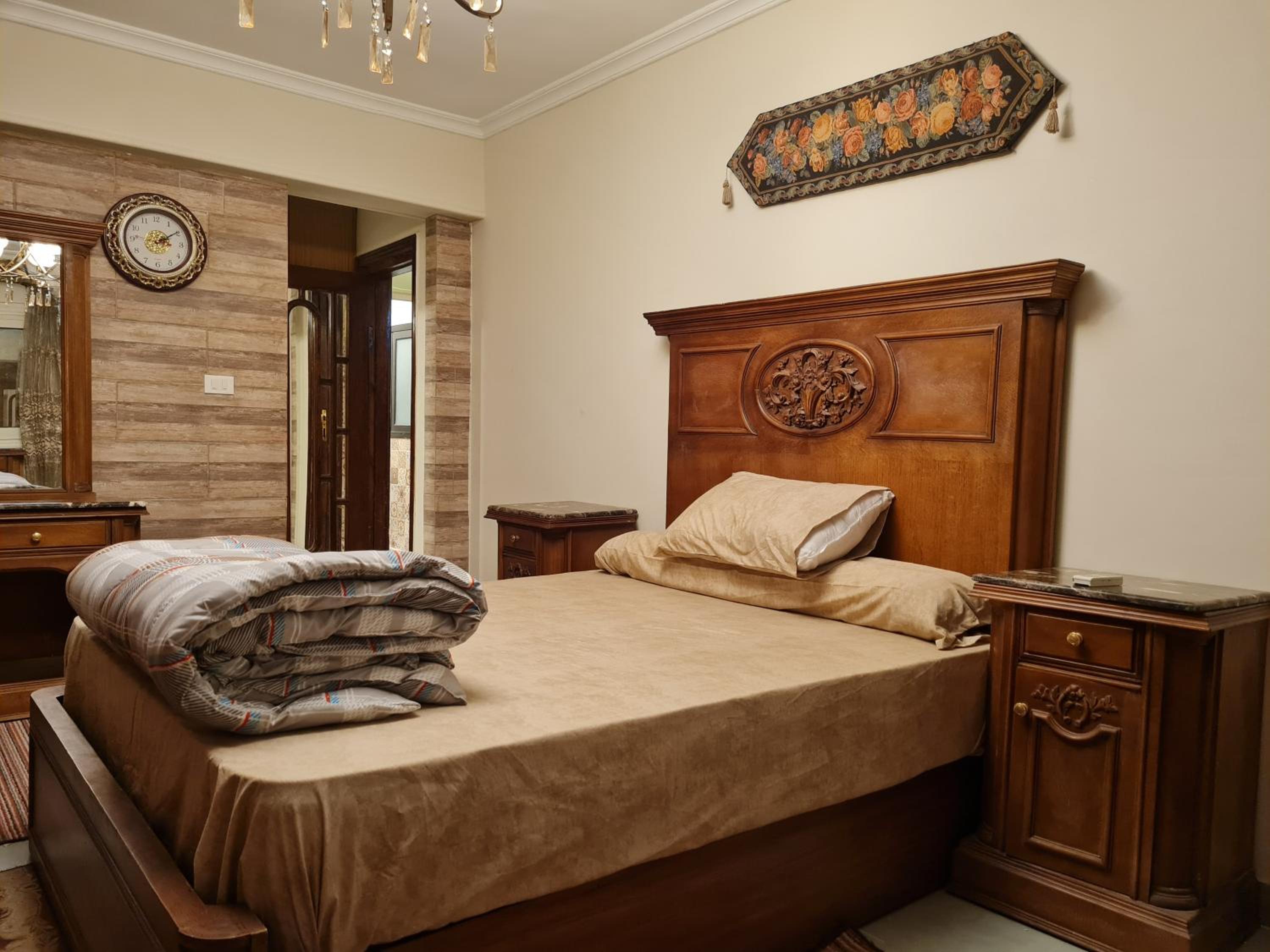 RD Served Apartment 3-Bedroom Dokki - Ideal Location Downtown Cairo