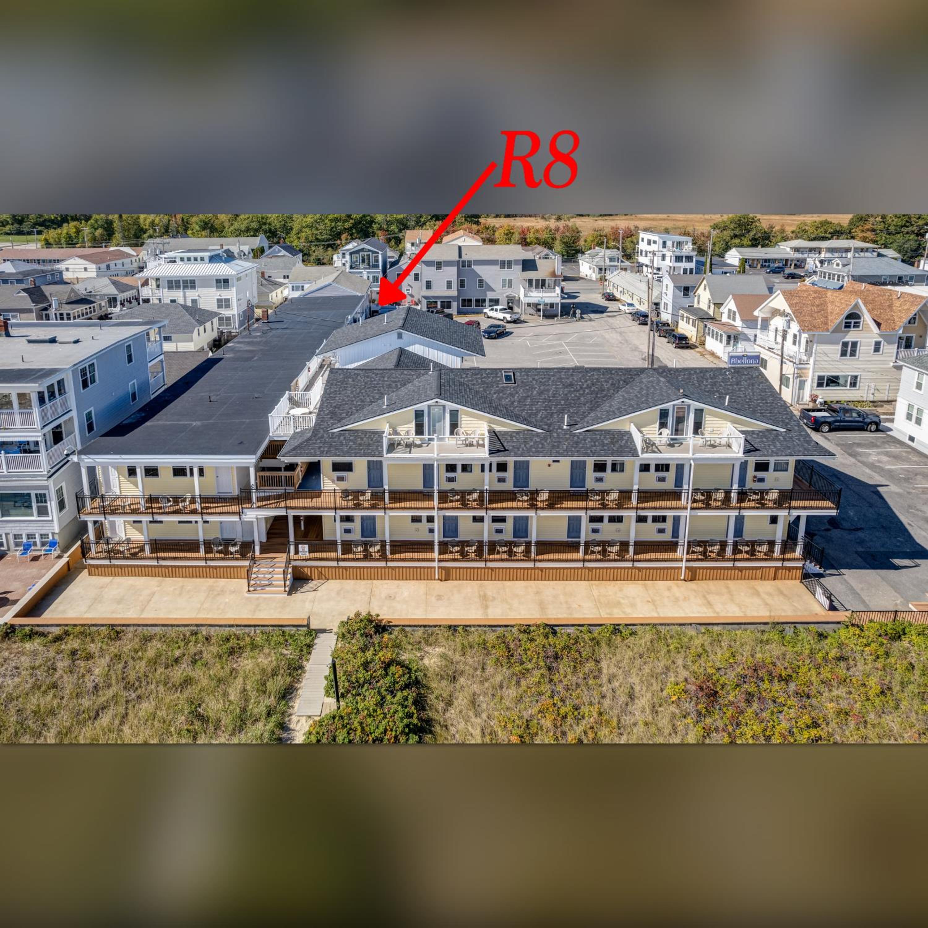 Abellona Inn & Suites