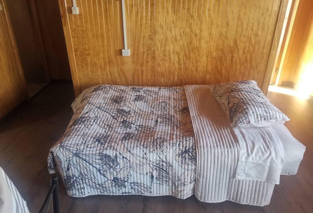 Cabaña muy confortable con buena ubicación y acceso