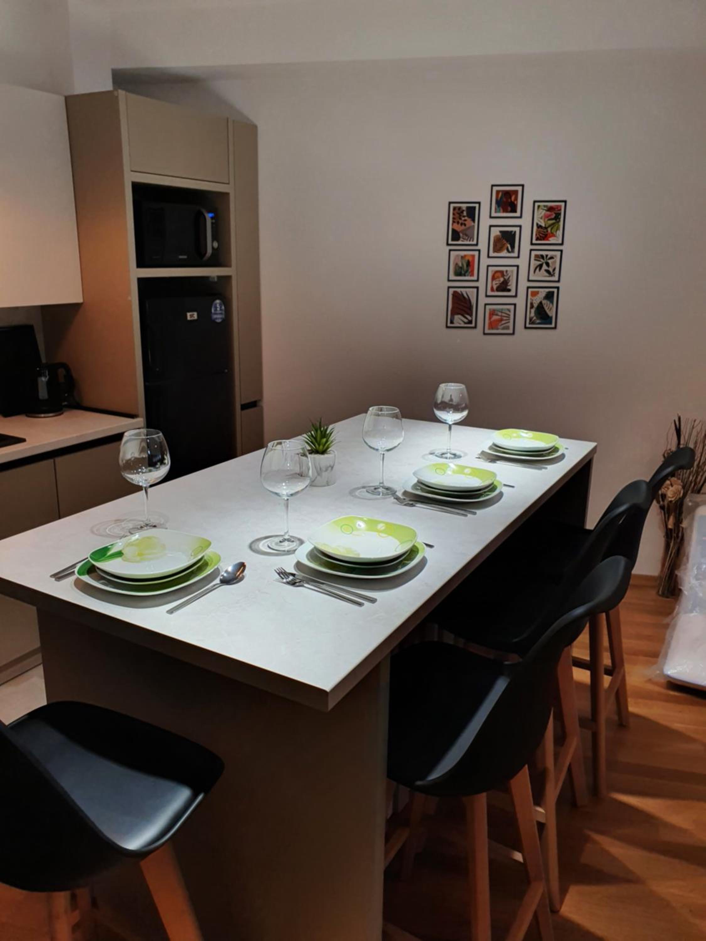 Emily Apartment Ohrid -Modern and cosy- view 2