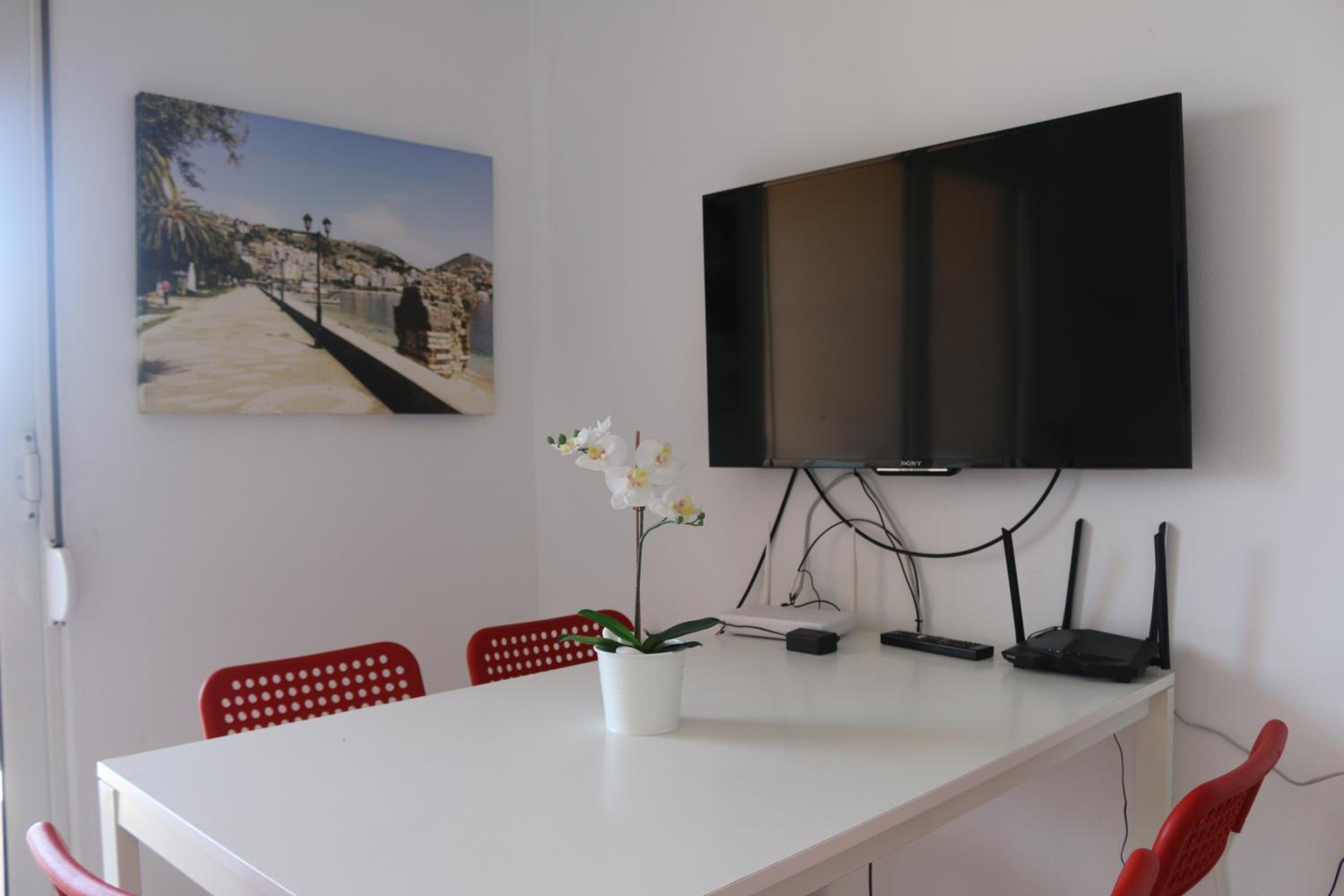Red Berry Apartment