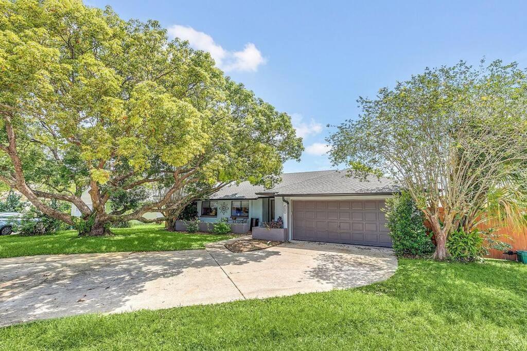 Tranquil Oasis 4BR Pool Home