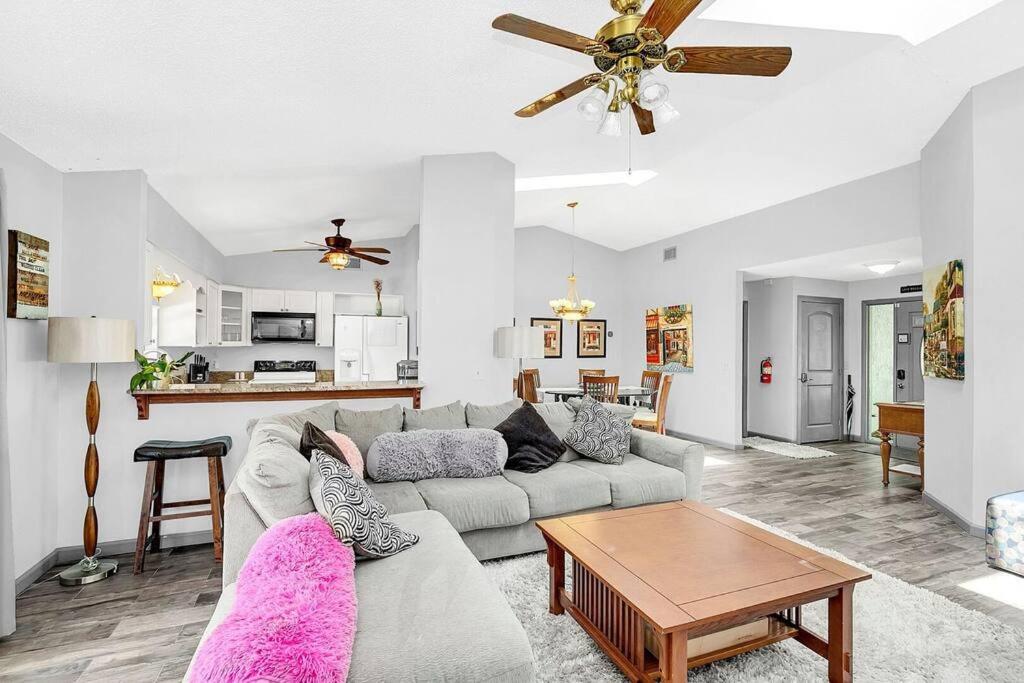 Tranquil Oasis 4BR Pool Home