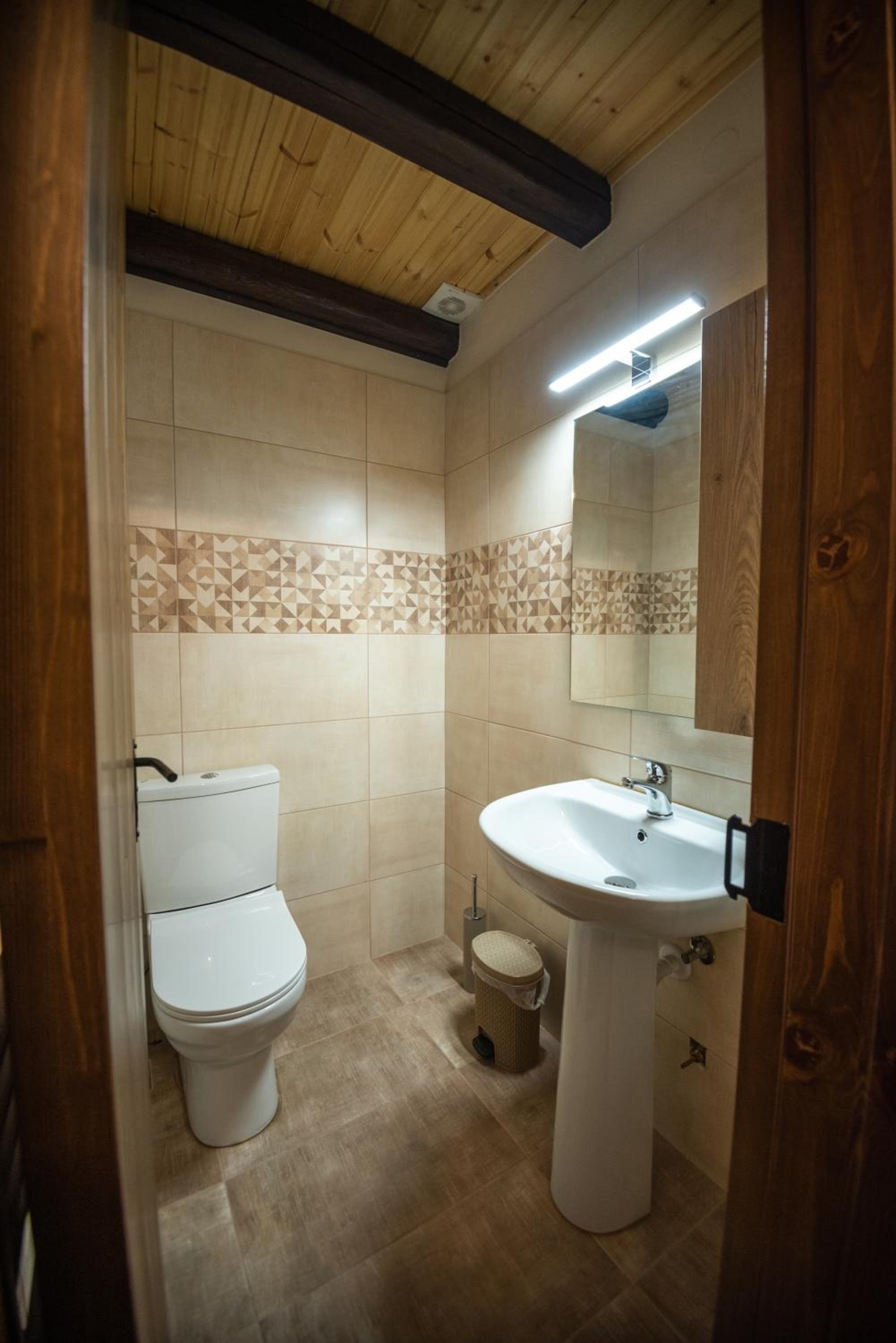 Wood & Stone House view 4