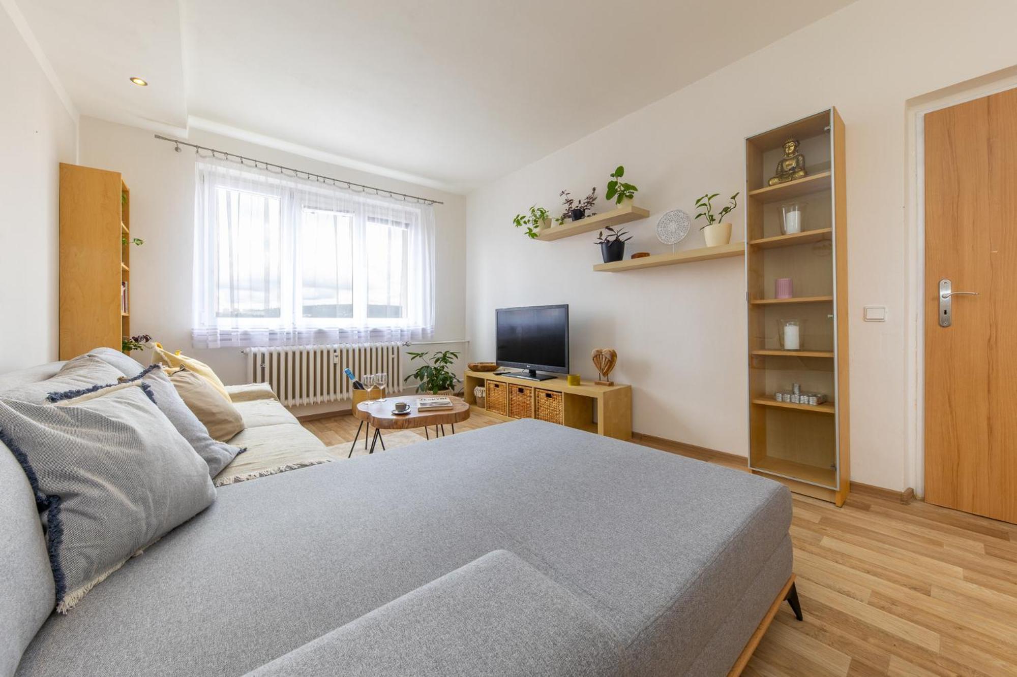 Rooftop Flower Power Apartment