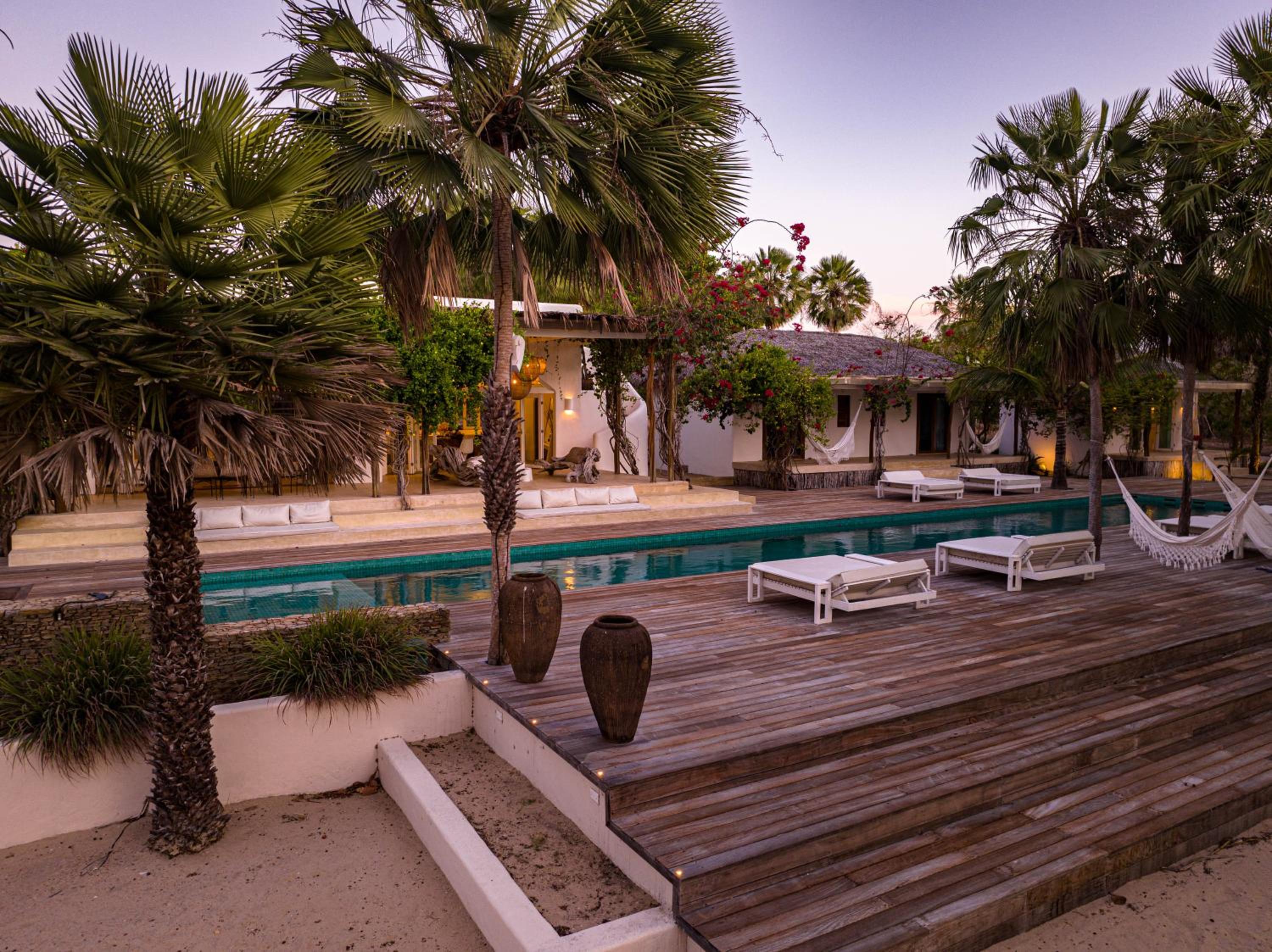Villa Paz - La Villa Group