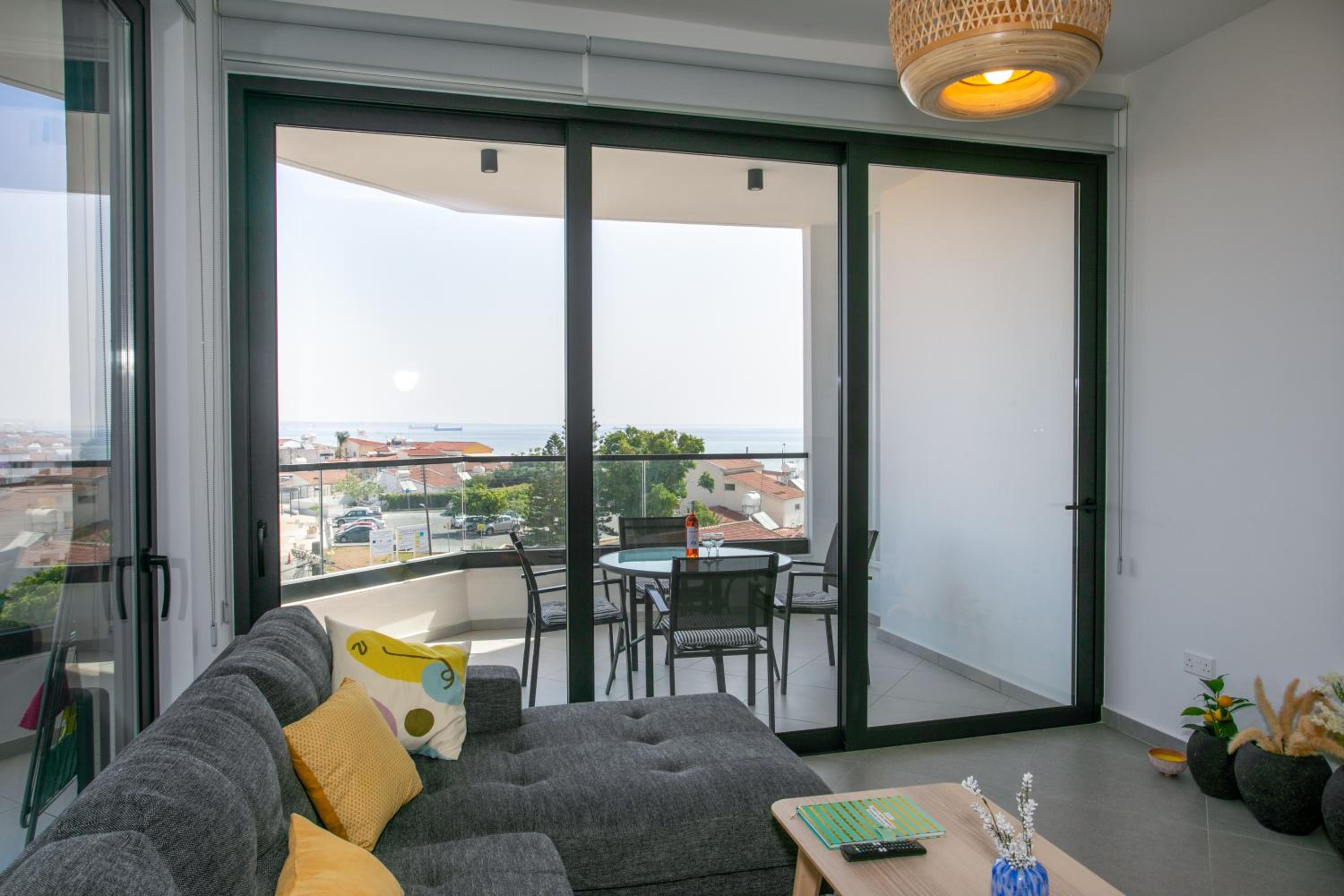 Palmove Newly Build Seaview Apt