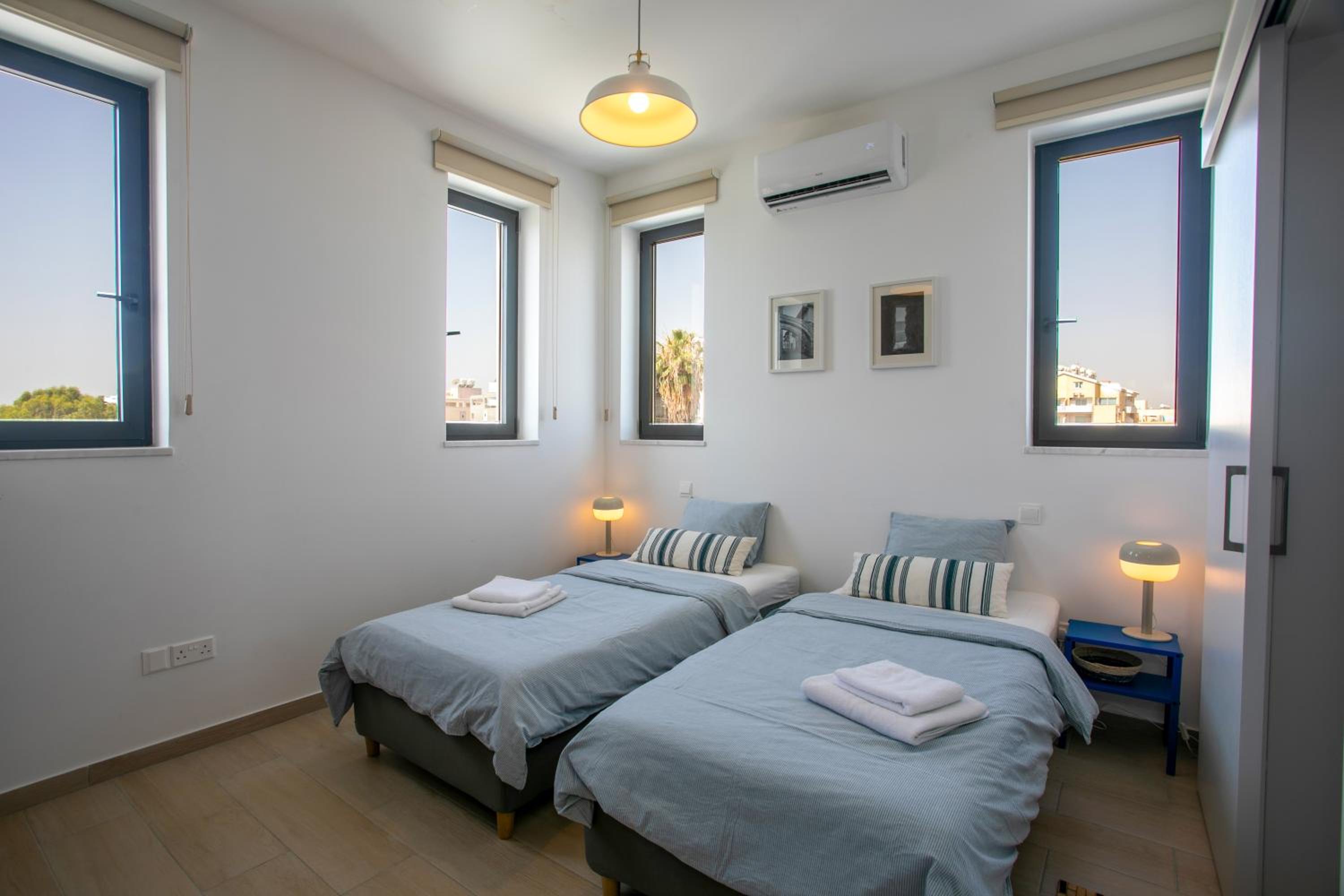 Palmove Newly Build Seaview Apt