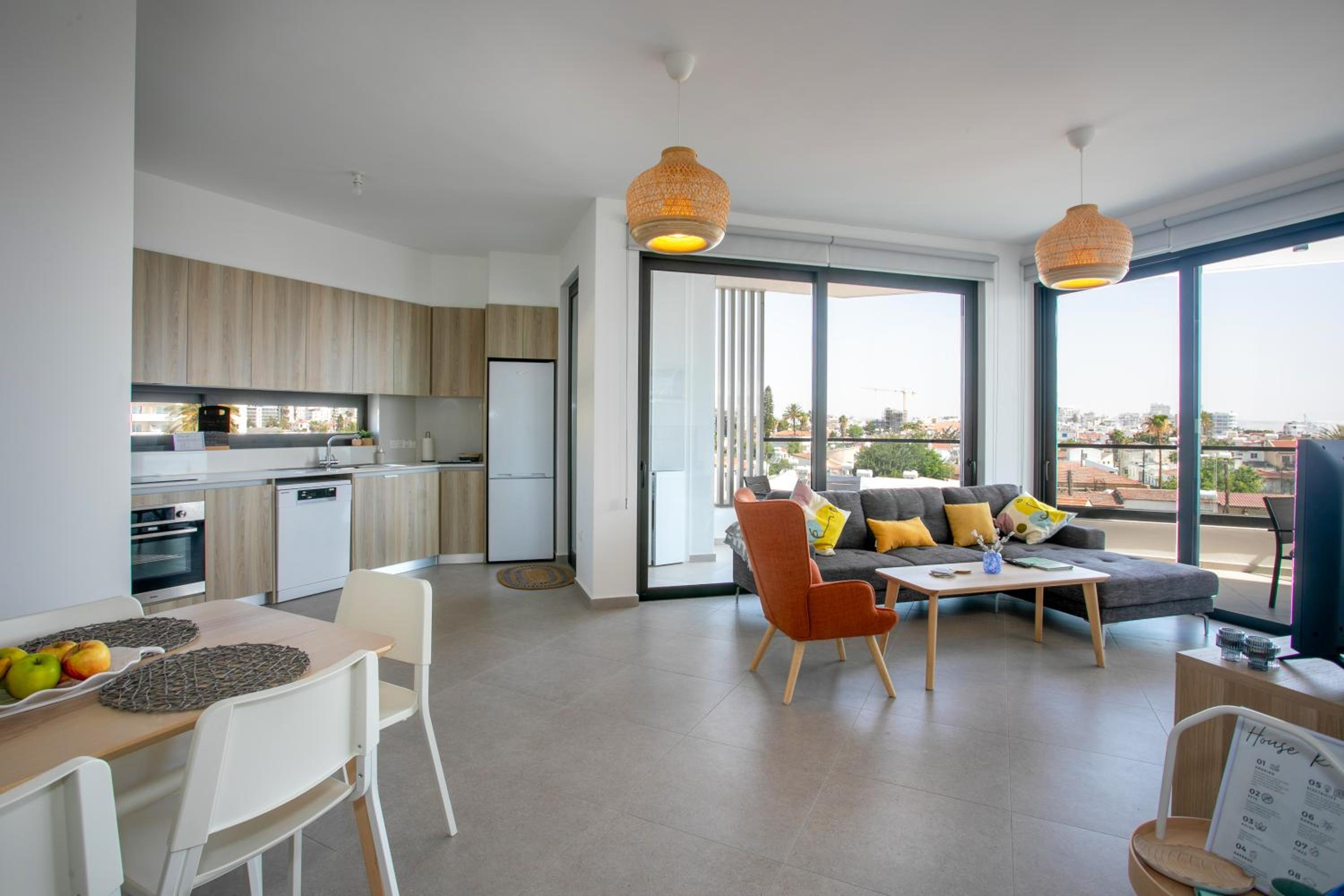 Palmove Newly Build Seaview Apt
