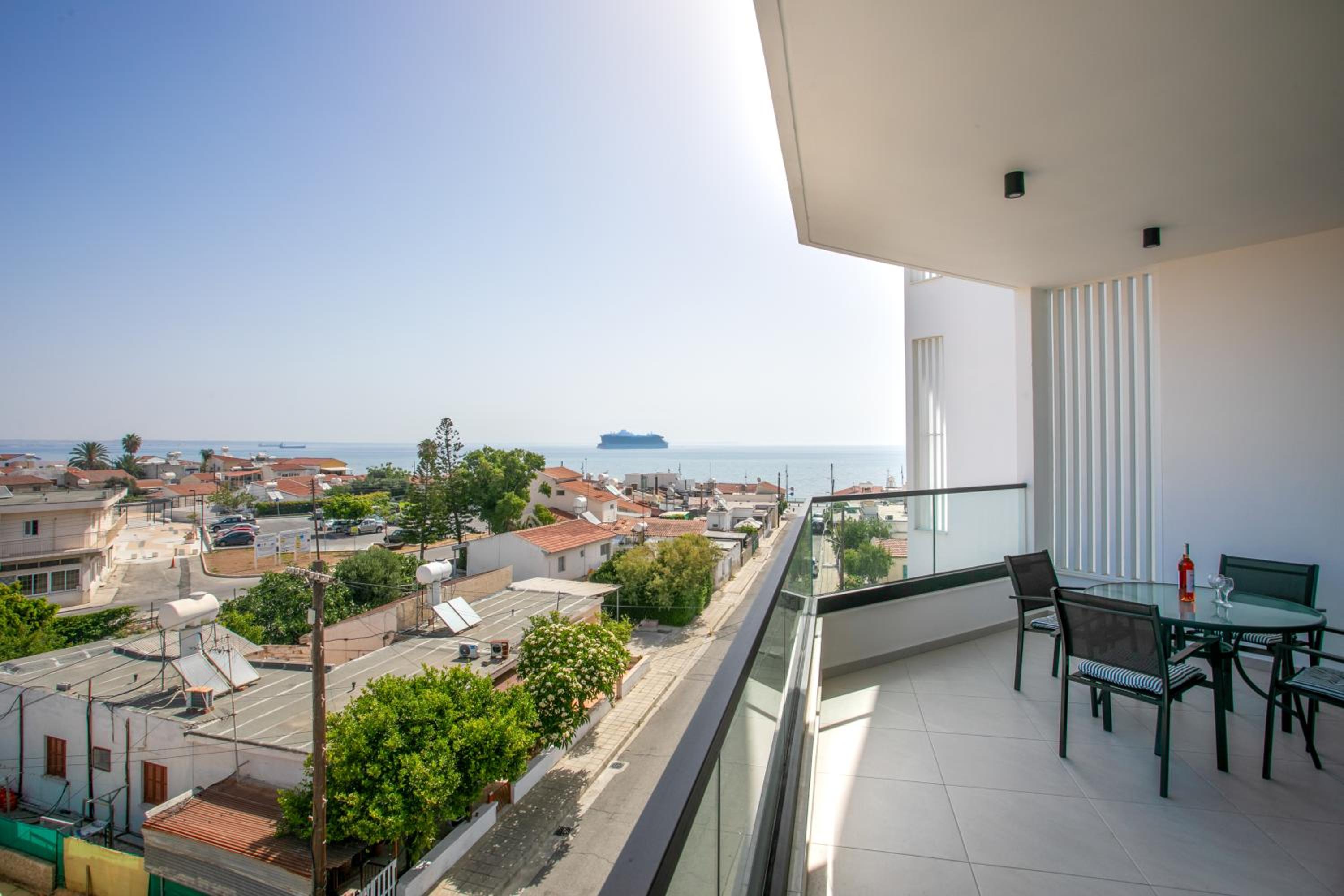 Palmove Newly Build Seaview Apt