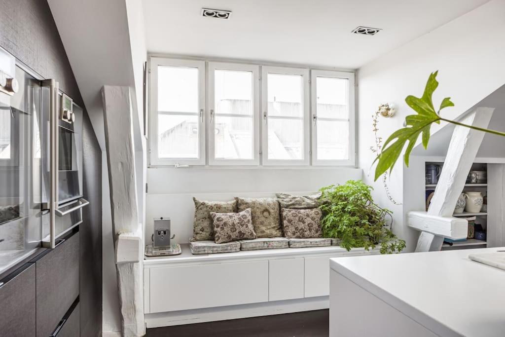 Elegant Östermalm Loft view 4