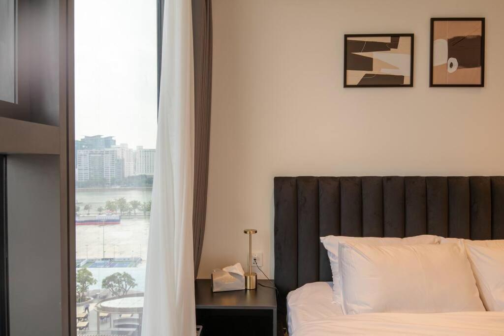 Opera 2PN Metropole Quận 2 view sông POOL GYM