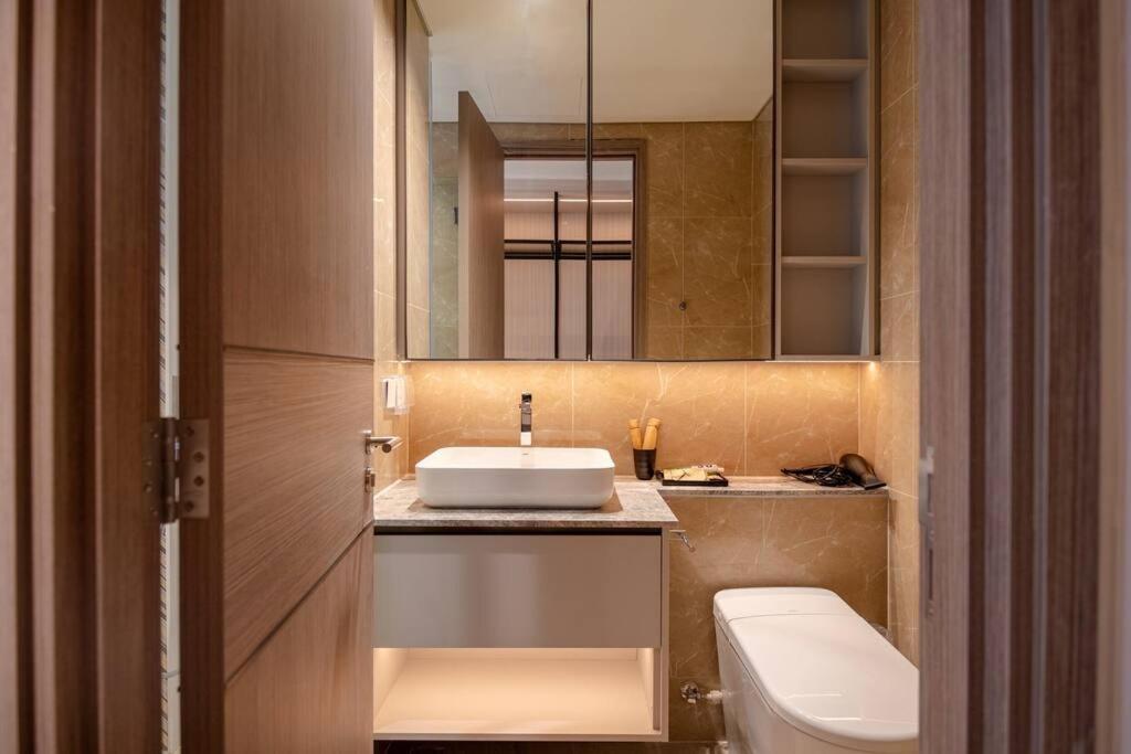 Opera 2PN Metropole Quận 2 view sông POOL GYM