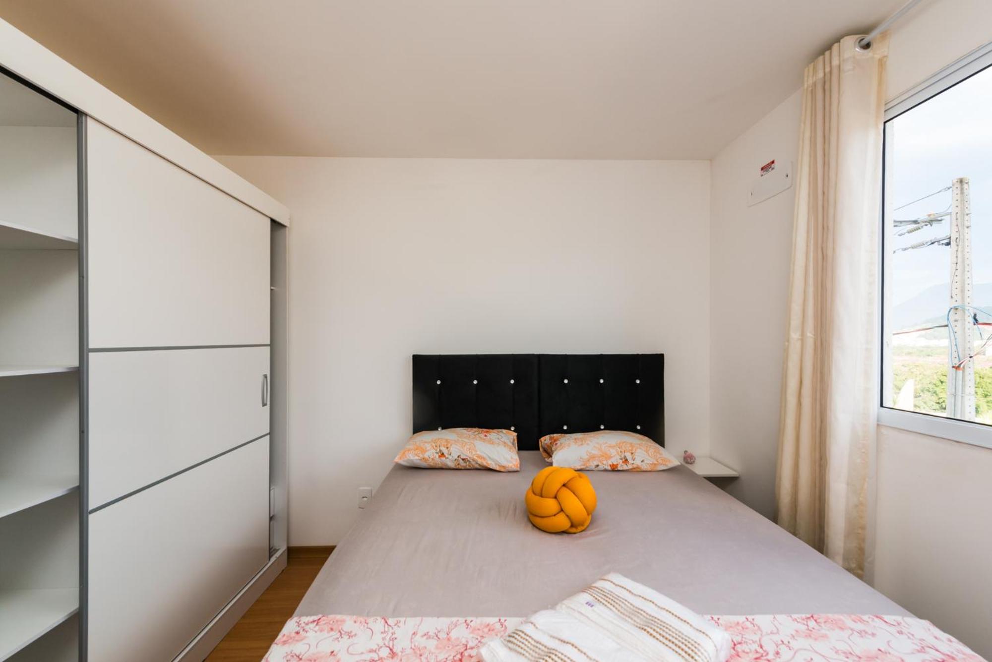 São Sebastião Acomodações by Rental