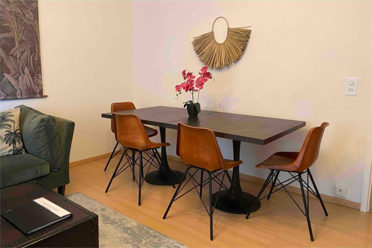 KAYA Zurich Apartment RUBY - Downtown Deluxe 2BR Apt