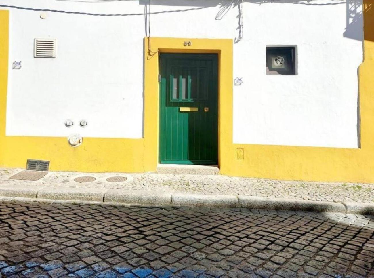Estúdio no centro histórico de Évora em Portugal view 2