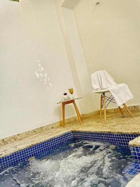 Apto Lujo 2Bd y Jacuzzi privado en pleno centro