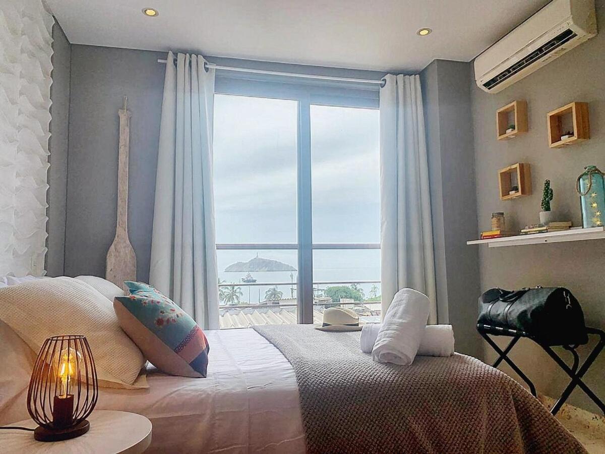 NEW Ocean Front View Luxury Triplex w jacuzzi 2BR