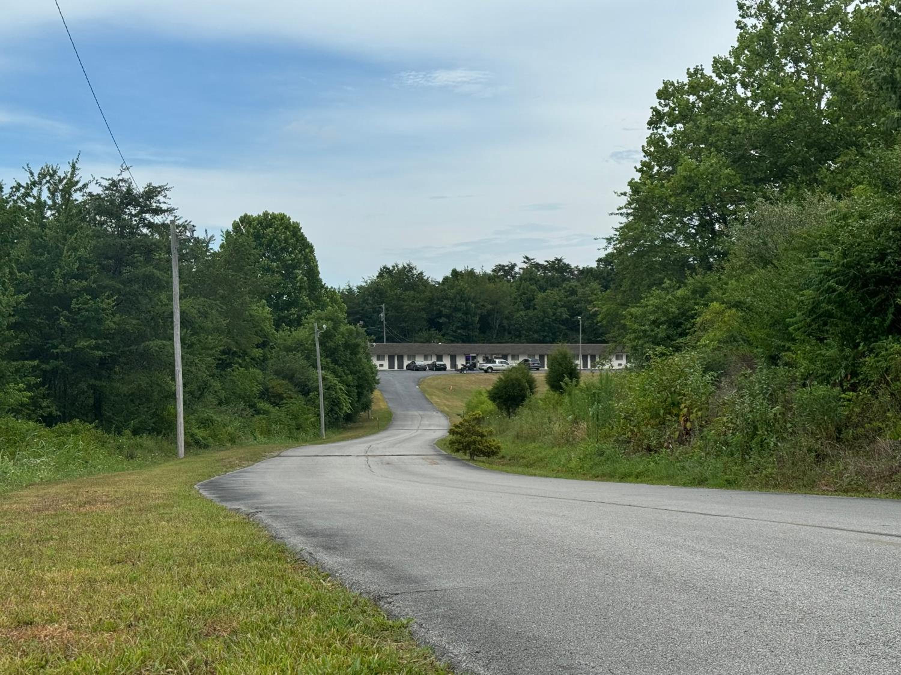 Crossville Vacations - Economy Inn - Property Image 5