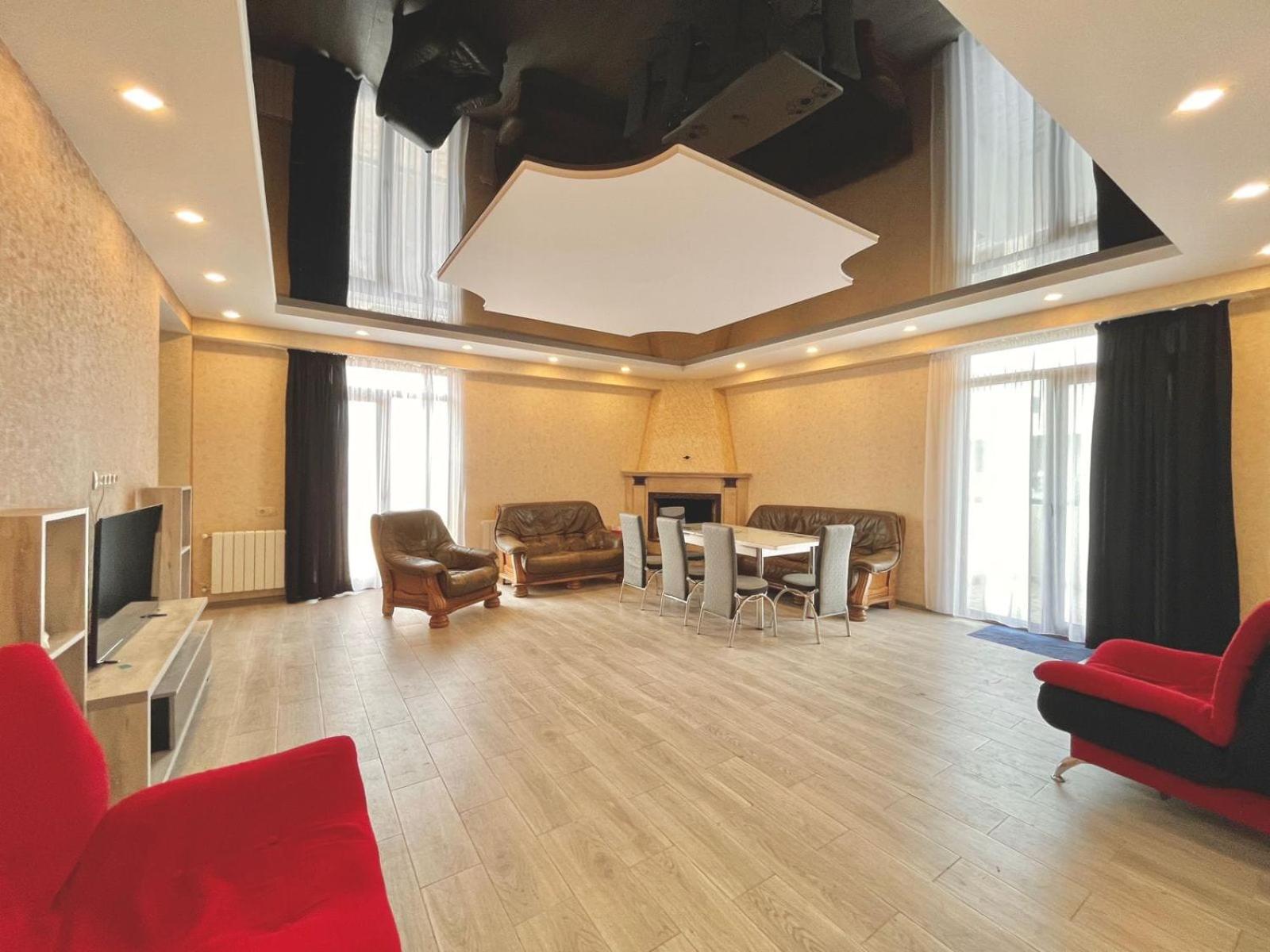 15th Floor flat with Fireplace & 3 big Balconies view 3