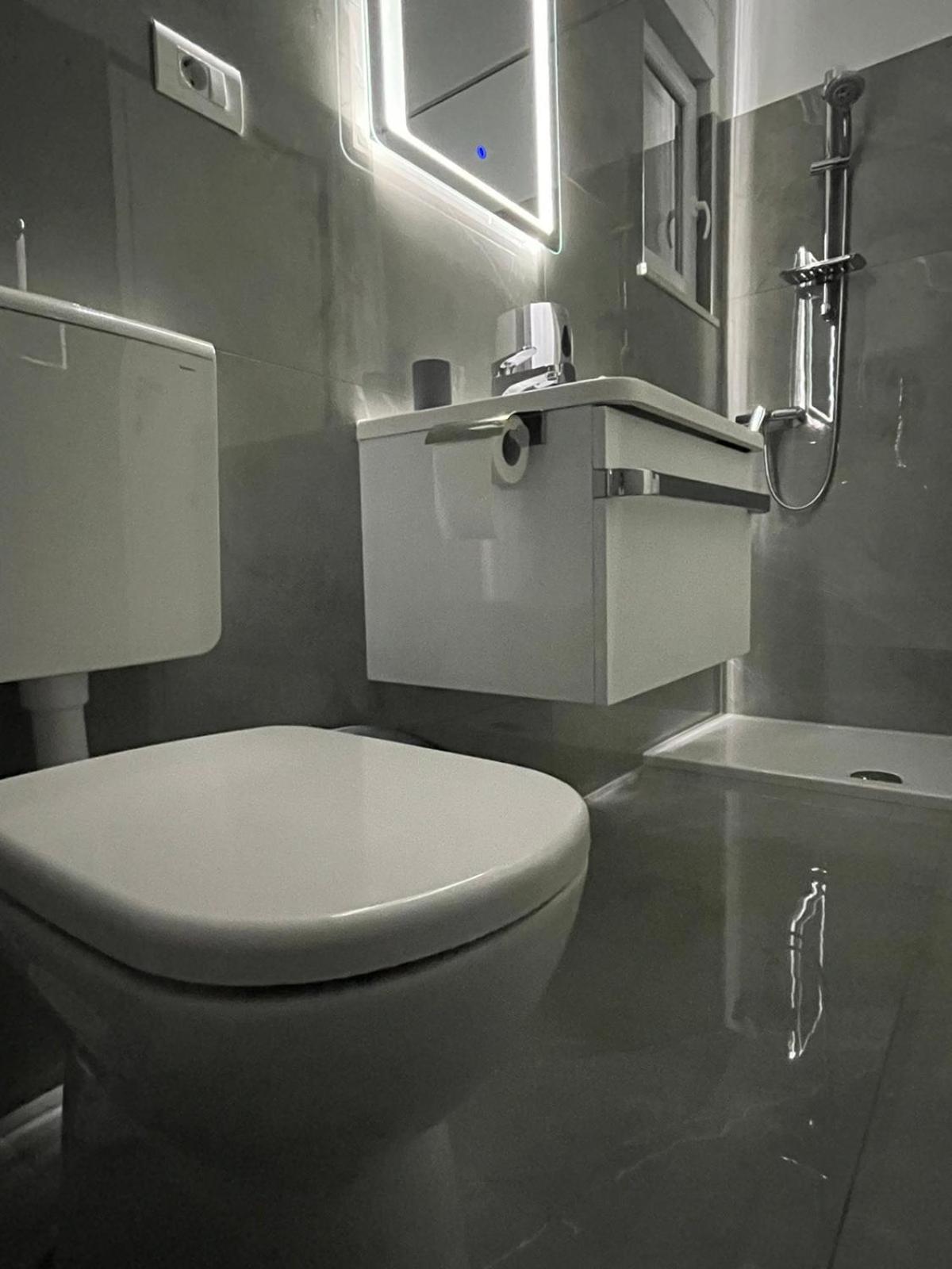 Studio apartman Fjaka
